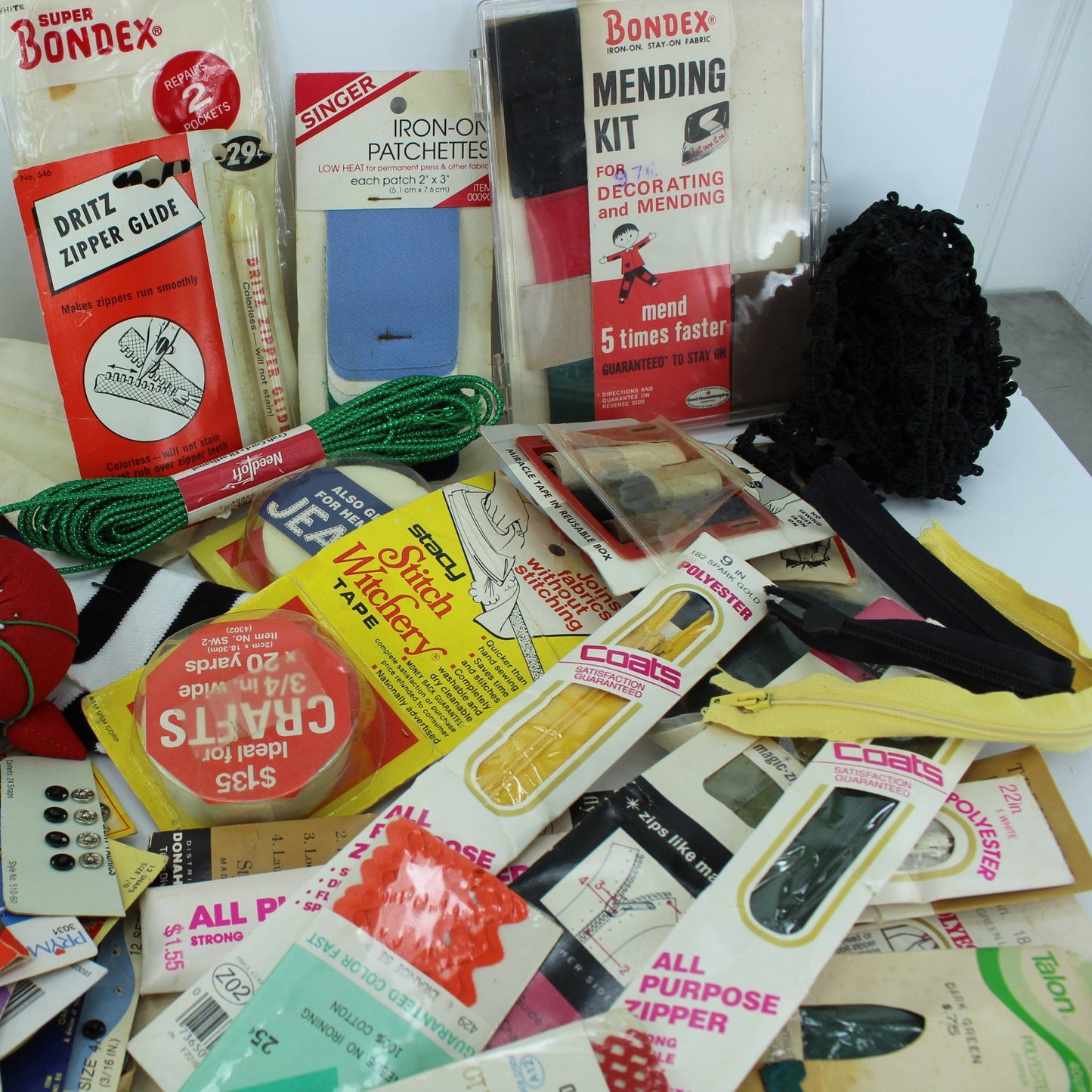 Lot Collection Sewing Supplies Elastic Snaps Hooks Zippers Bias Hem Tape Rick Rack Dritz Wright trim