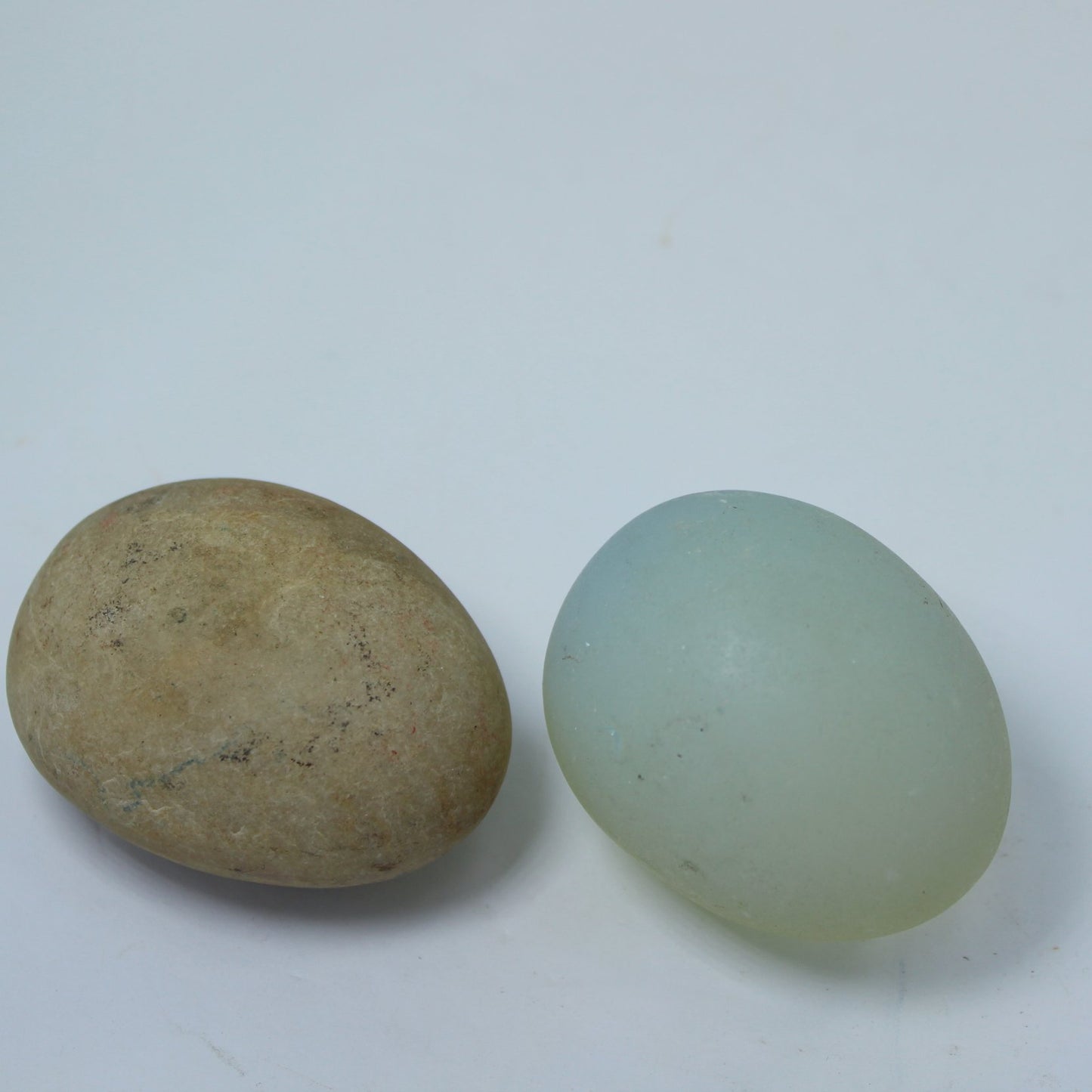 Nice Old Sock Darners Lot of 5 Wood Blue Iridescent Marbled Stone blue stone iridescent