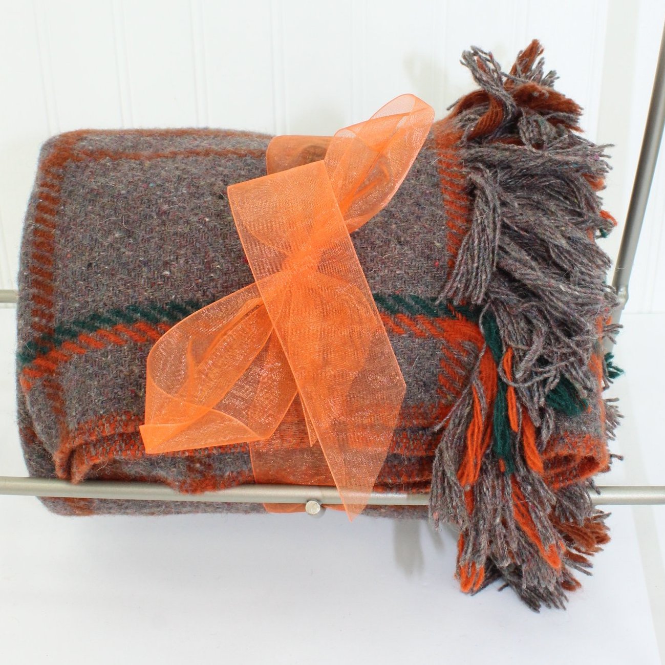 Amana Wool Throw Blanket Rare Colors Taupe Sienna Tweed travel robe auto throw