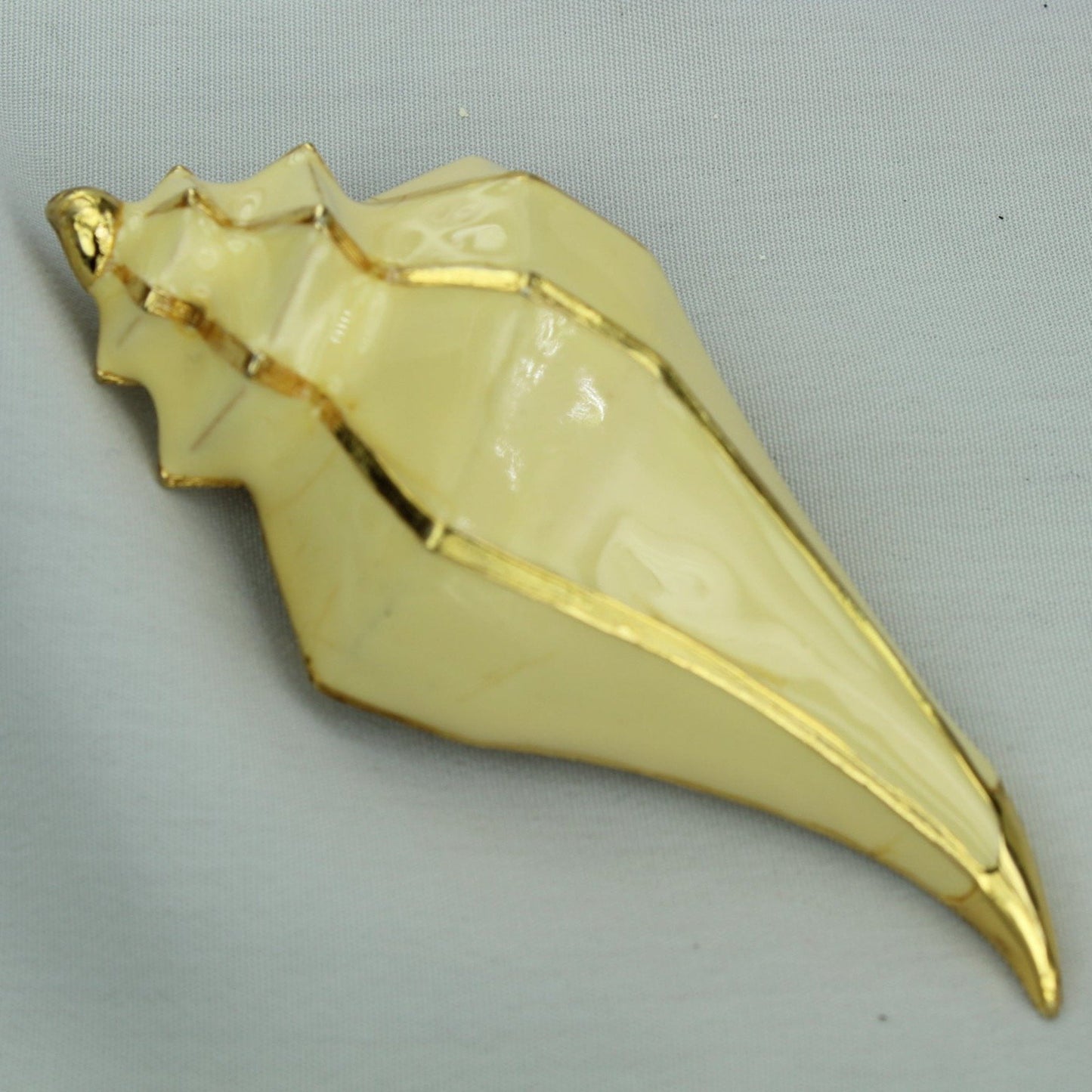 BOUCHER Pin Pendant - Cream Enamel Shell Signed Numbered