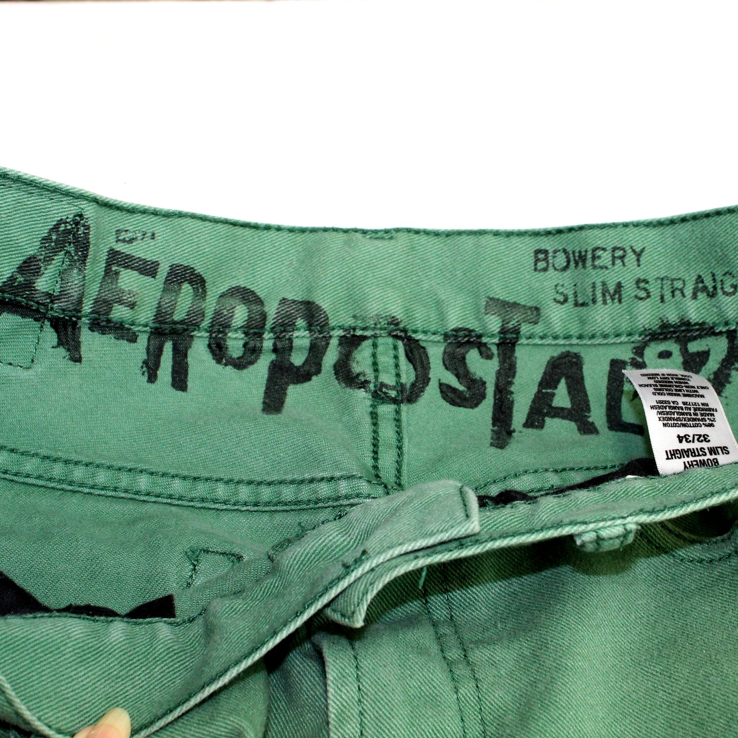 Aeropostale Bowery Vintage Slim Straight Jeans Green Cotton 98% Spandex 2% Size 32/34 great condition color vibrant