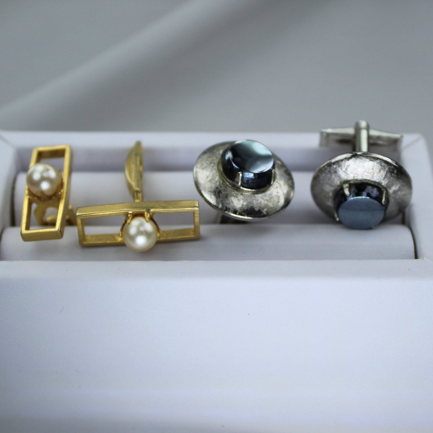 Vintage Cuff Links 2 pair Collection Goldtone Pearl Silver Black rectangle