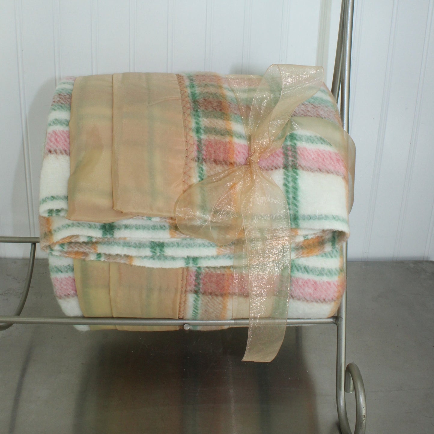 Acrylic Plaid Blanket Green White Pastels 75" X 84" restful serene blanket