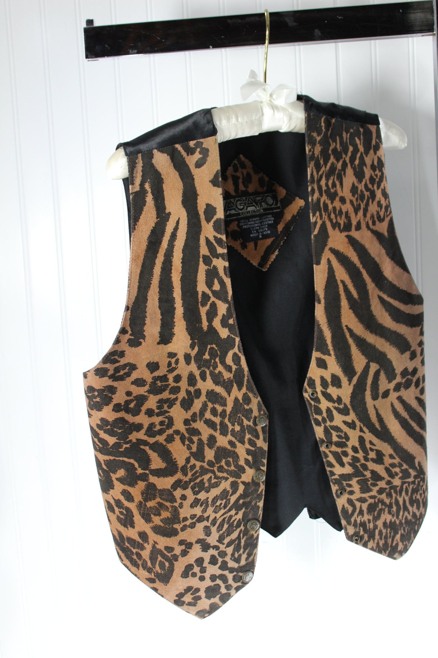Suede Leather Vest Leopard Print AGAPO Snaps Oklahoma 1907 Seal Replica