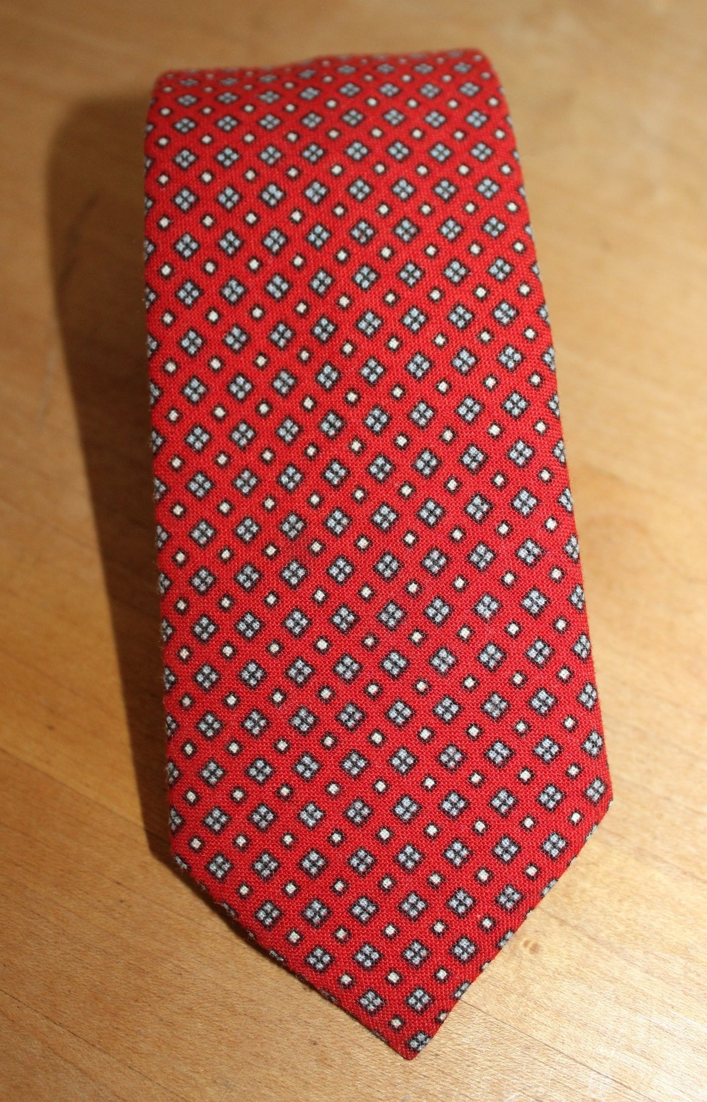John Franks Dacron Vintage Necktie - Superba Narrow 2 34" Deep Red Classic no wrinkle