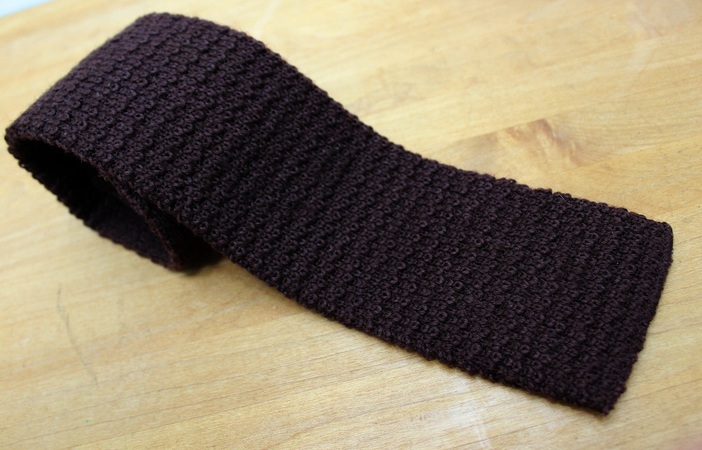 Rooster Rufflernit Necktie - Vintage 1970s Woodward Lothrop - Dark Brown Square Ends straight ends