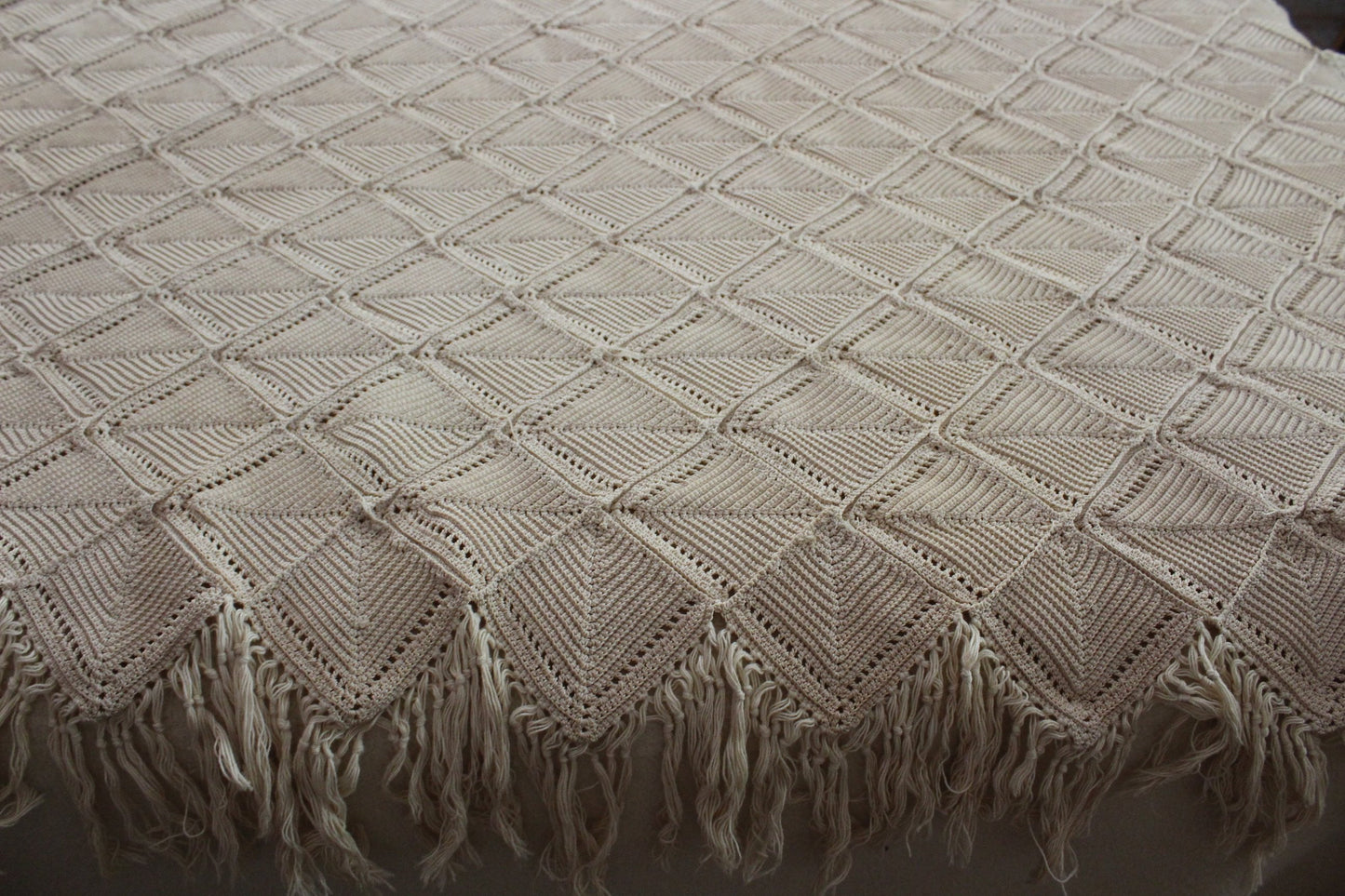 Vintage Antique Crochet Coverlet Bedspread Ecru Hand Made Very Heavy Cotton bone