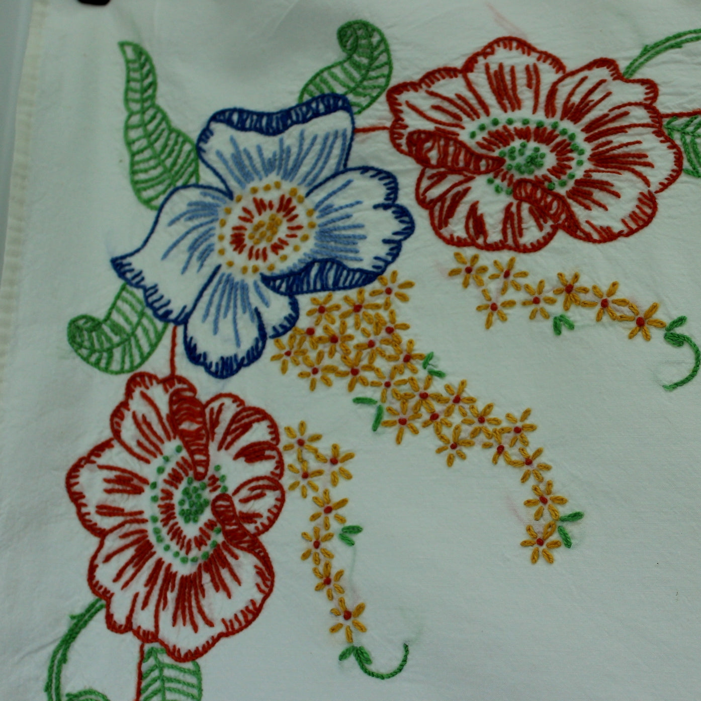 Small Square Table Cloth Embroidered Vibrant Awesome Hand Work Mid Century outline chain french knot