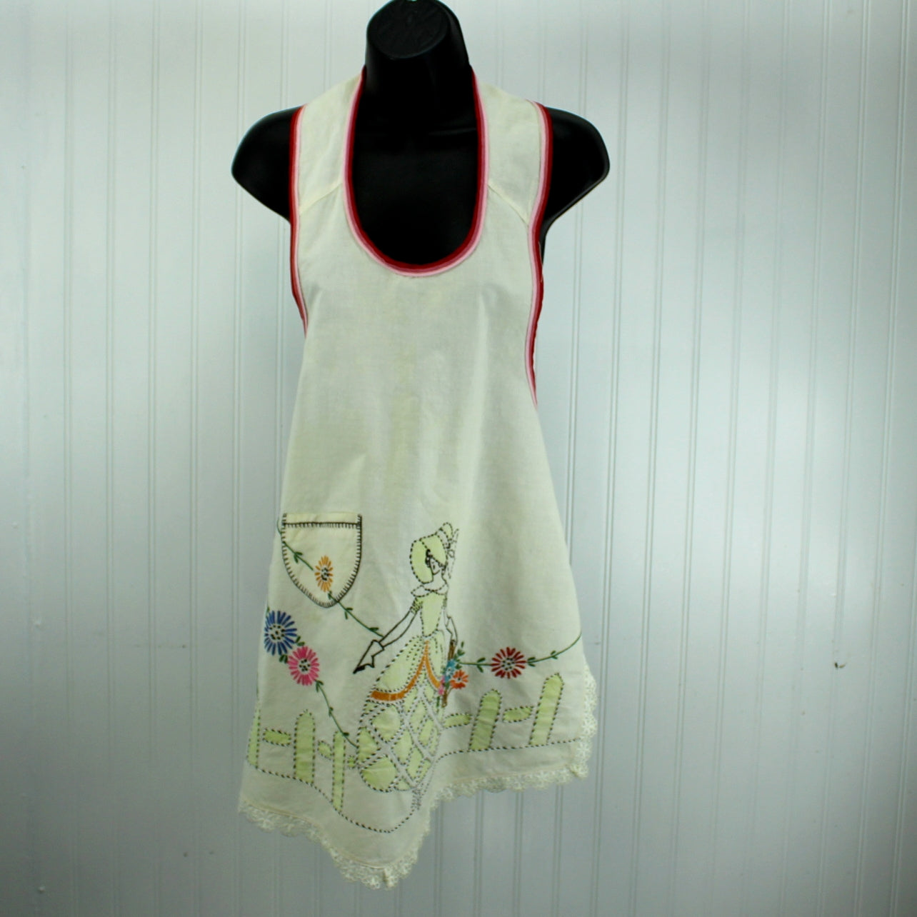 Full Kitchen Apron 1940s Sunbonnet Sue Embroidered Painted Flowers Picket Fence