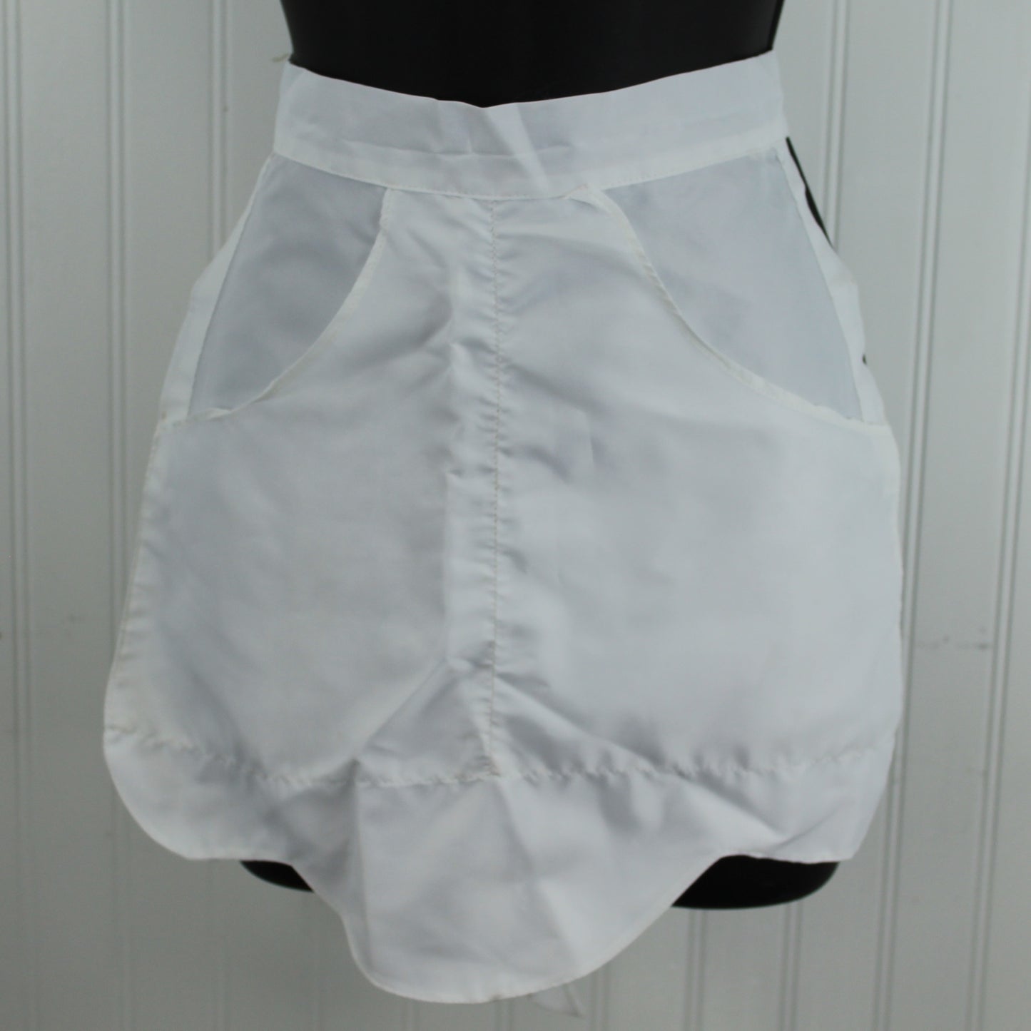 Mid Century Diner Car Hop Apron 1950s Dacron Poly White Queen Brand by Gruen waitress uniform