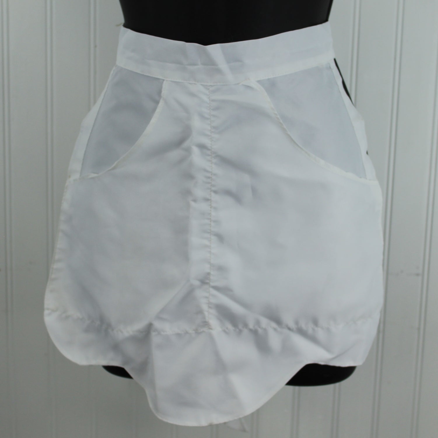 Mid Century Diner Car Hop Apron 1950s Dacron Poly White Queen Brand by Gruen waitress uniform