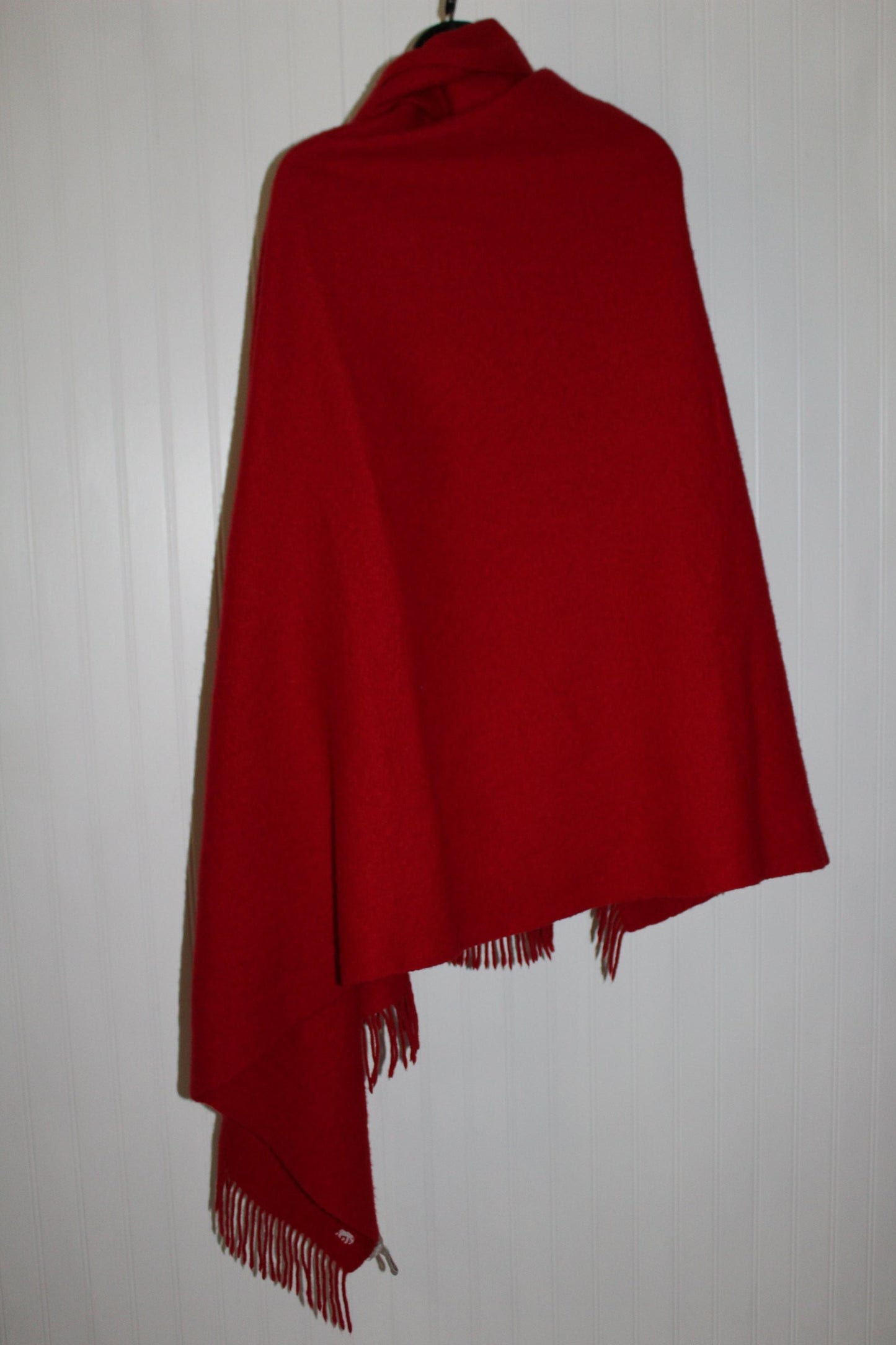 Banana Republic Shawl Red Fringed 80% Wool 20% Cashmere warm