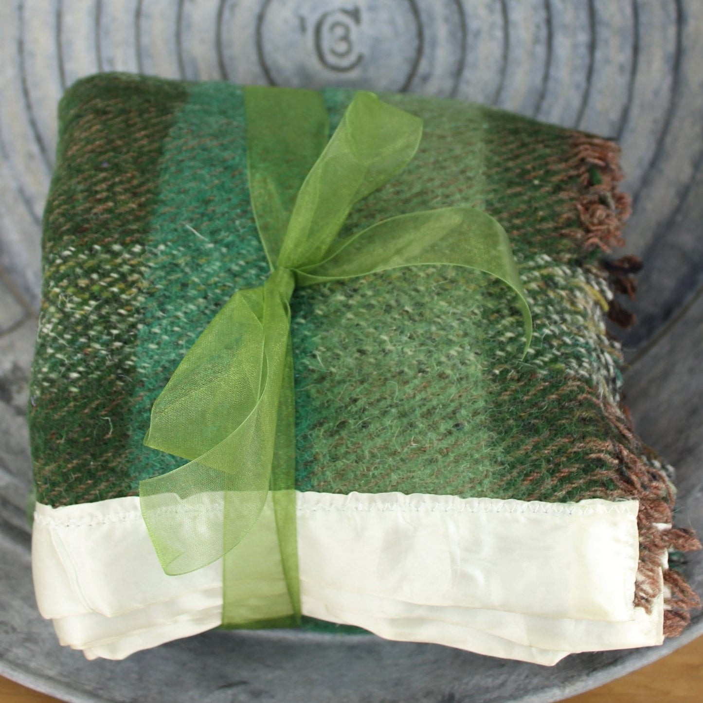 Clan Royal Wool Throw Blanket Scotland - Gorgeous Heavy Weave Shades of Green Brown made for clan royal