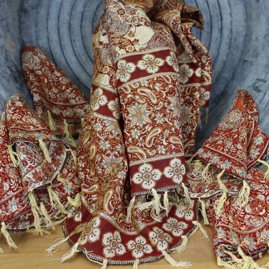 Jacquard Fringed Table Runner 4 Place Mats - Sienna Rust Ivory Paisley Ovals - Estate