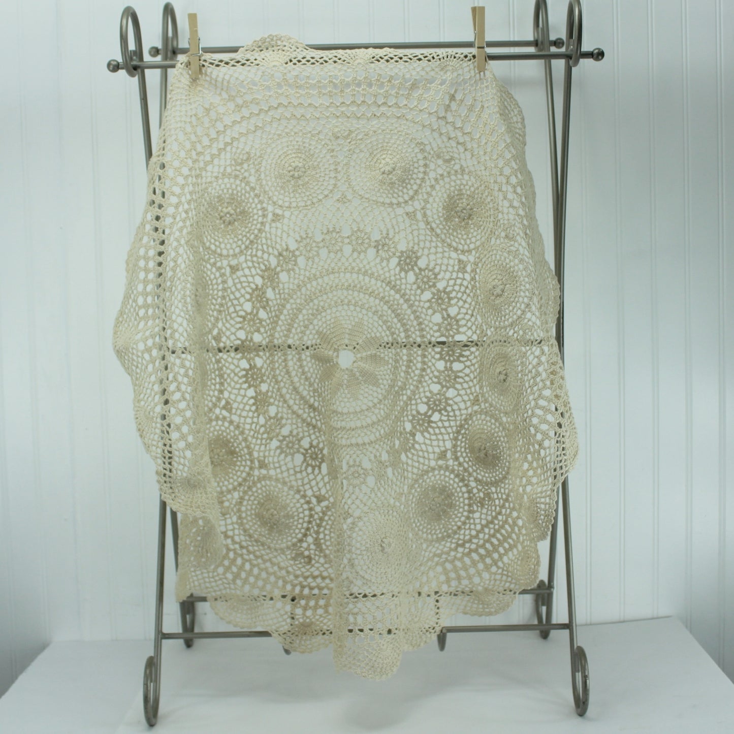 Round Crochet Doily Tablecloth Pale Ecru Heavy Cotton 32" Diameter substantial weight