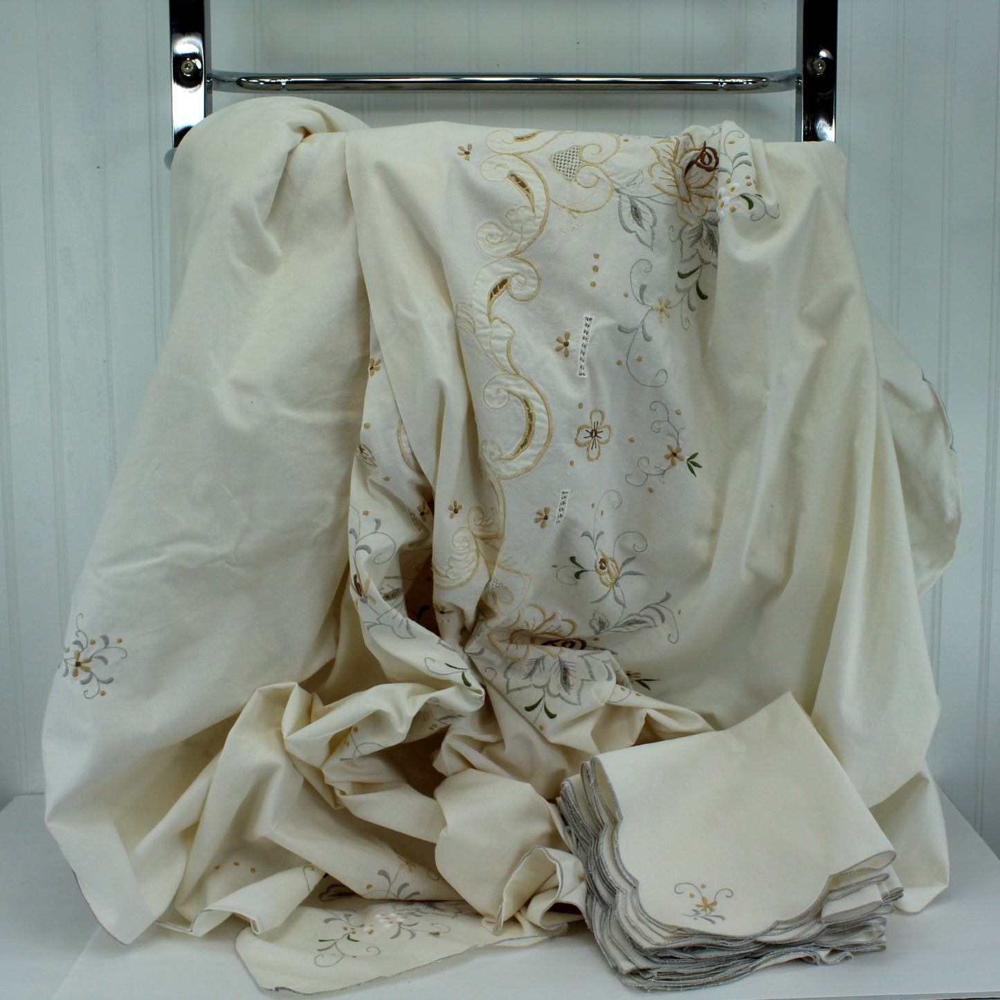 Huge Bone Cotton Tablecloth 10 Napkins Grey Caramel Embroidered 10 Napkins 65" X 132"