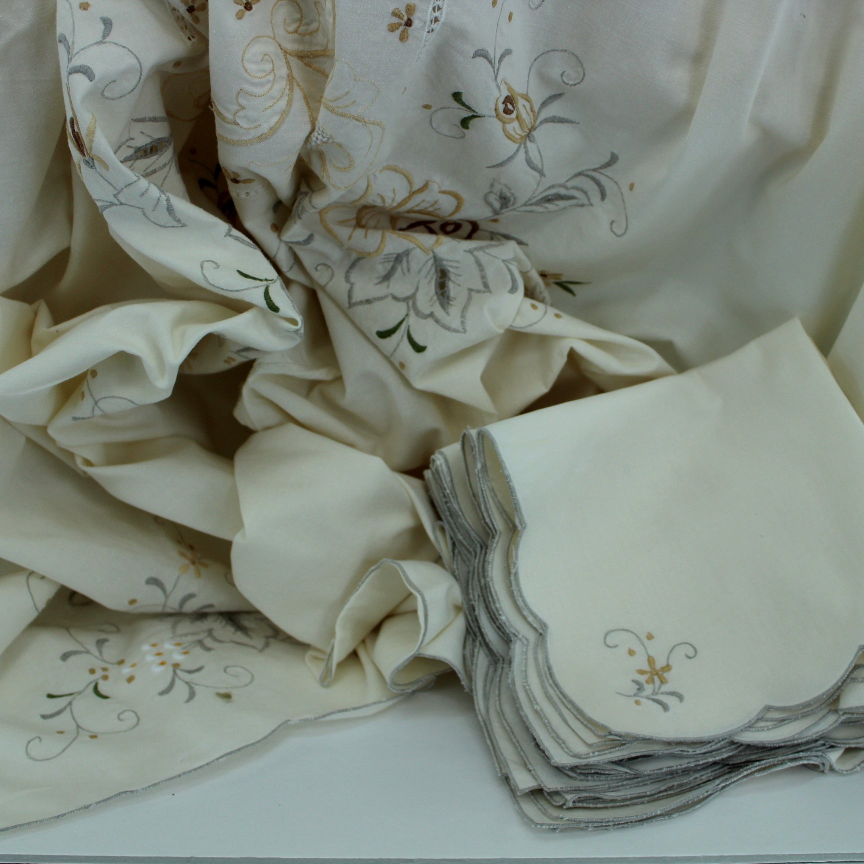 Huge Bone Cotton Tablecloth 10 Napkins Grey Caramel Embroidered 10 Napkins 65" X 132" 10 matching napkins
