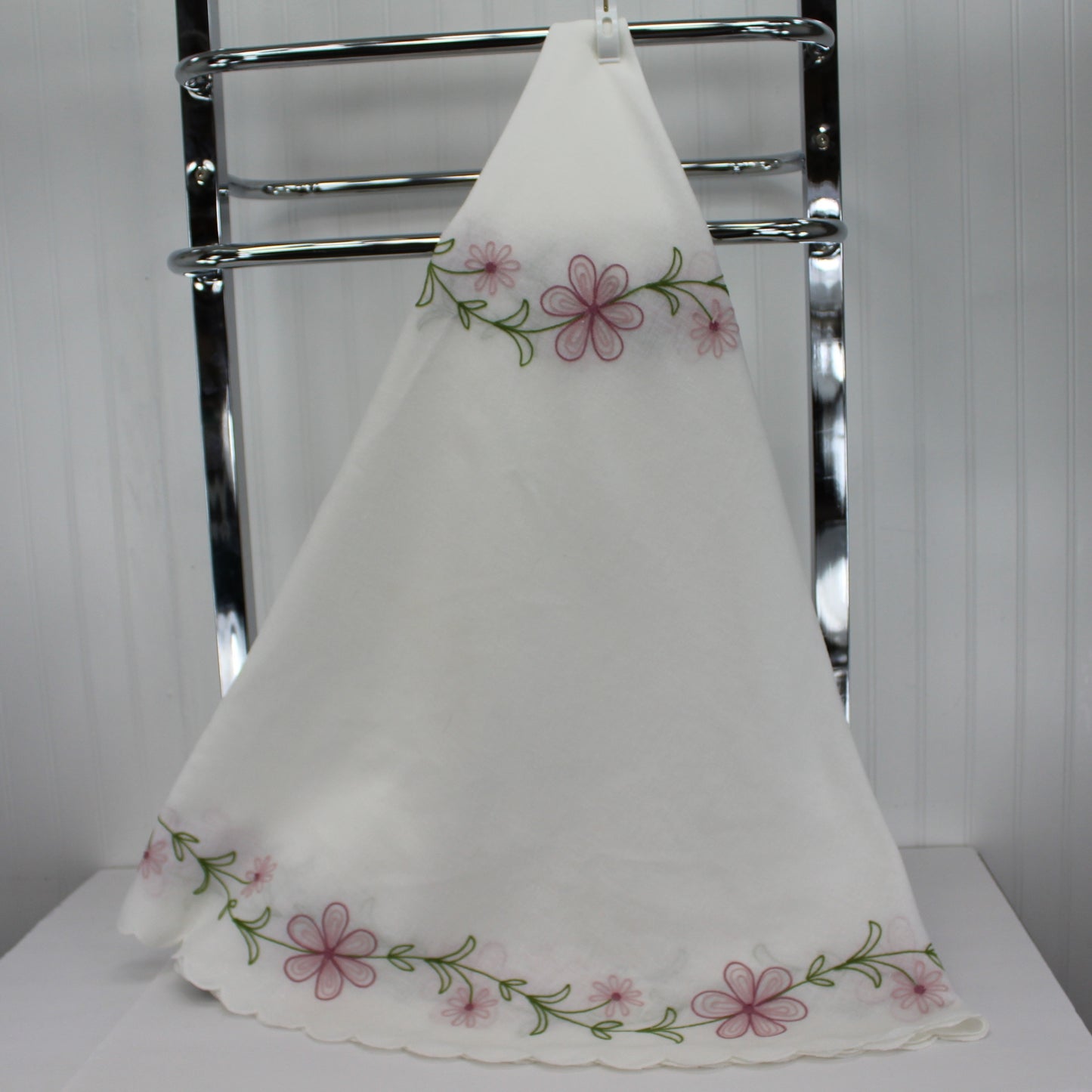 Switzerland Round 72" Tablecloth Embroidered Flowers Pink Green Poly Linen