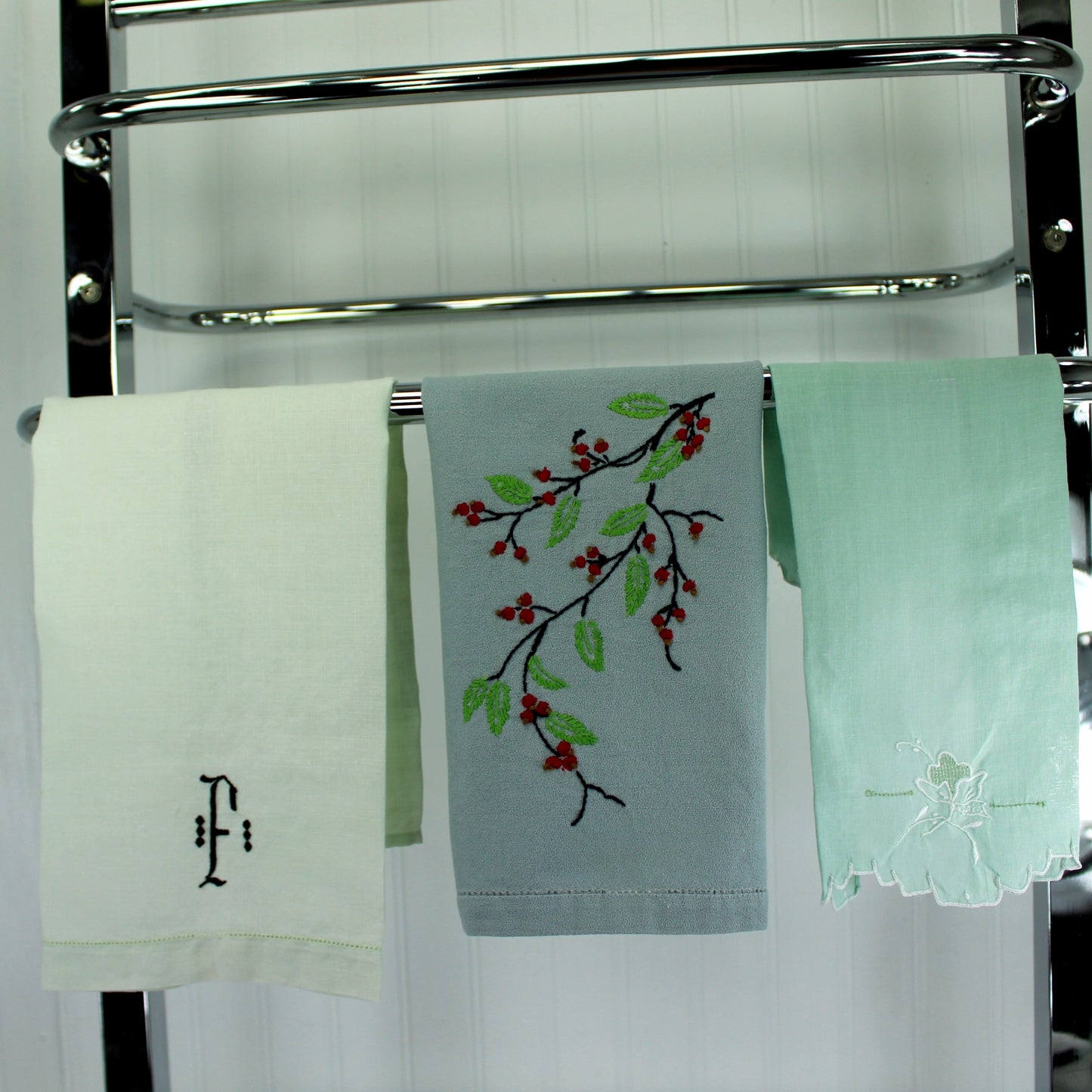 Collection 3 Fingertip Guest Towels Vintage Embroidered Green Grey nice variety of towels for guests