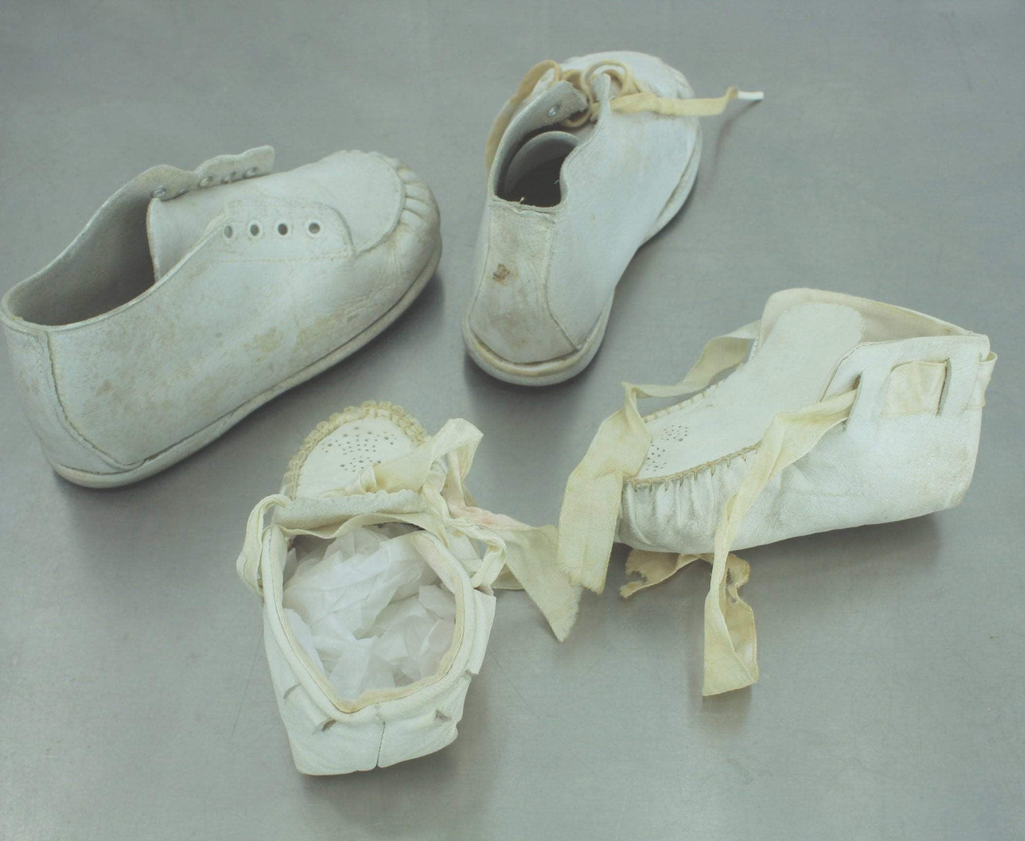 Vintage Infant Child Deerskin Leather Shoes Use Craft Dolls display shoes