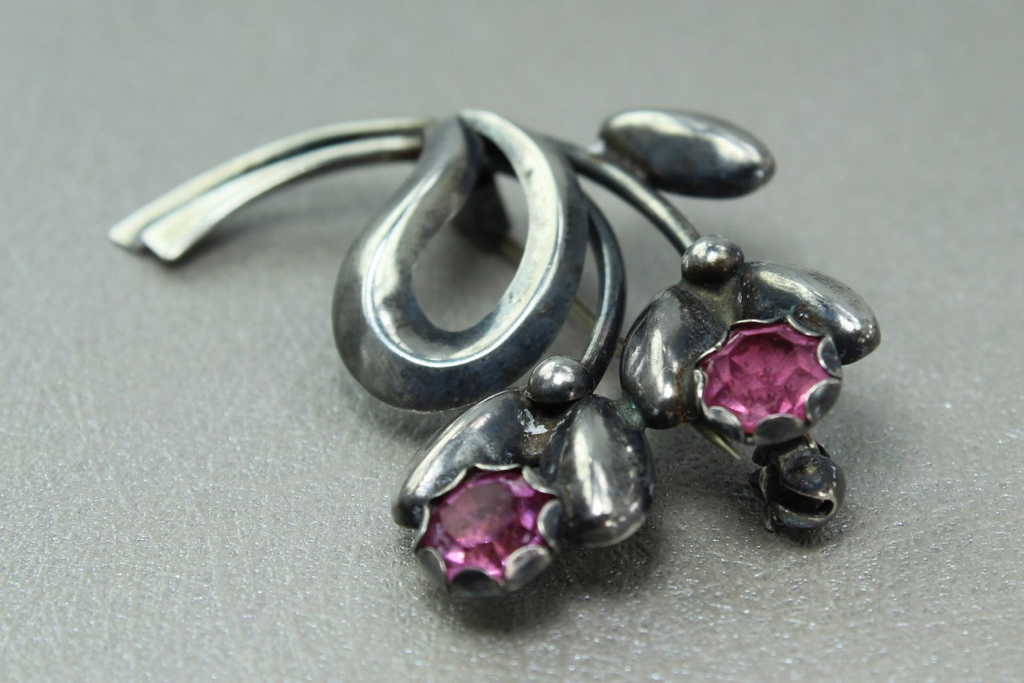 Max Standager Pin Denmark Modernist Sterling Sparkling Pink Prong Set Stones rare