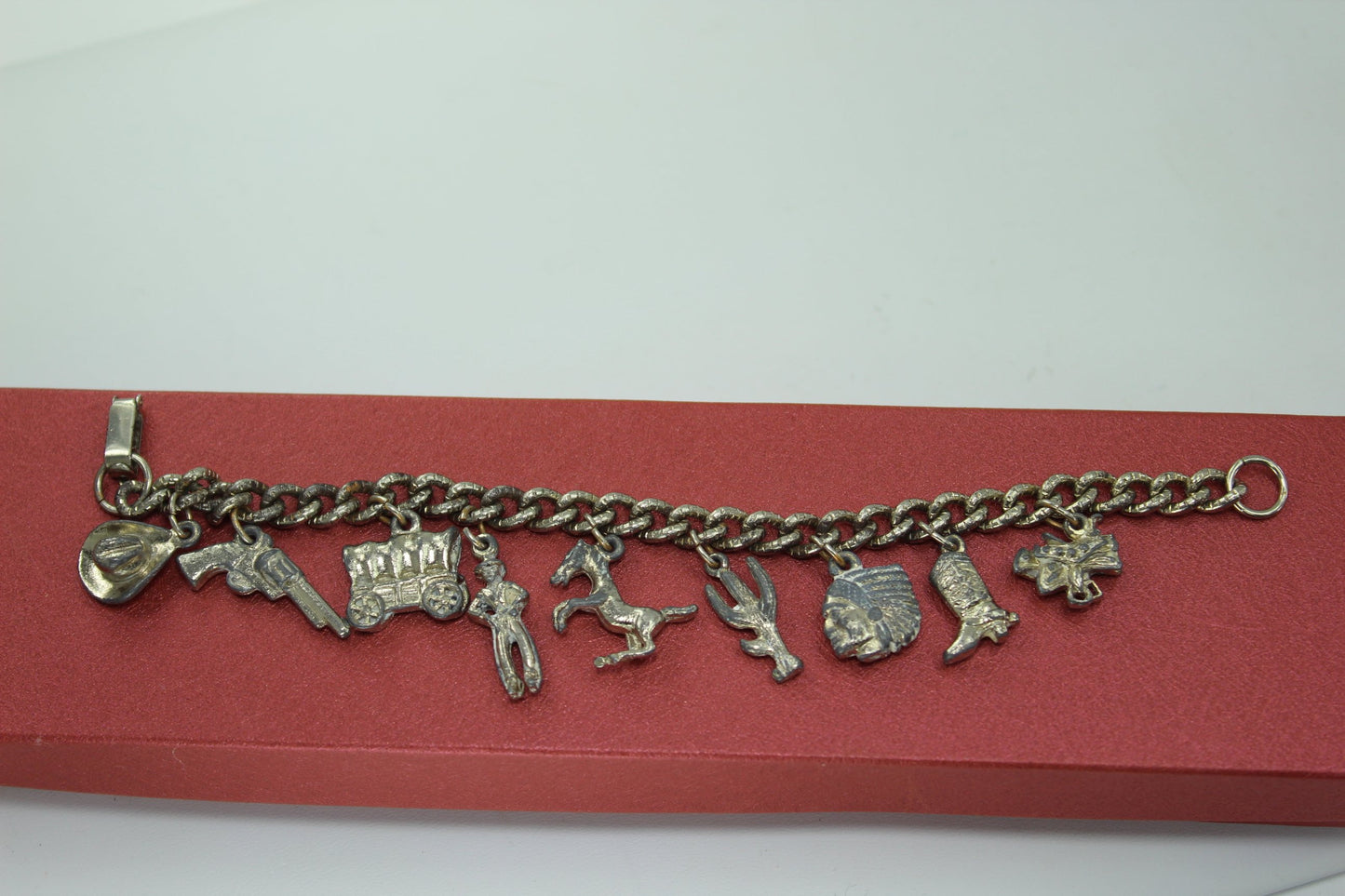 Charm Bracelet 1940s Southwest Cowboy White Metal Collectible Boot Horse Cactus Chief unusual