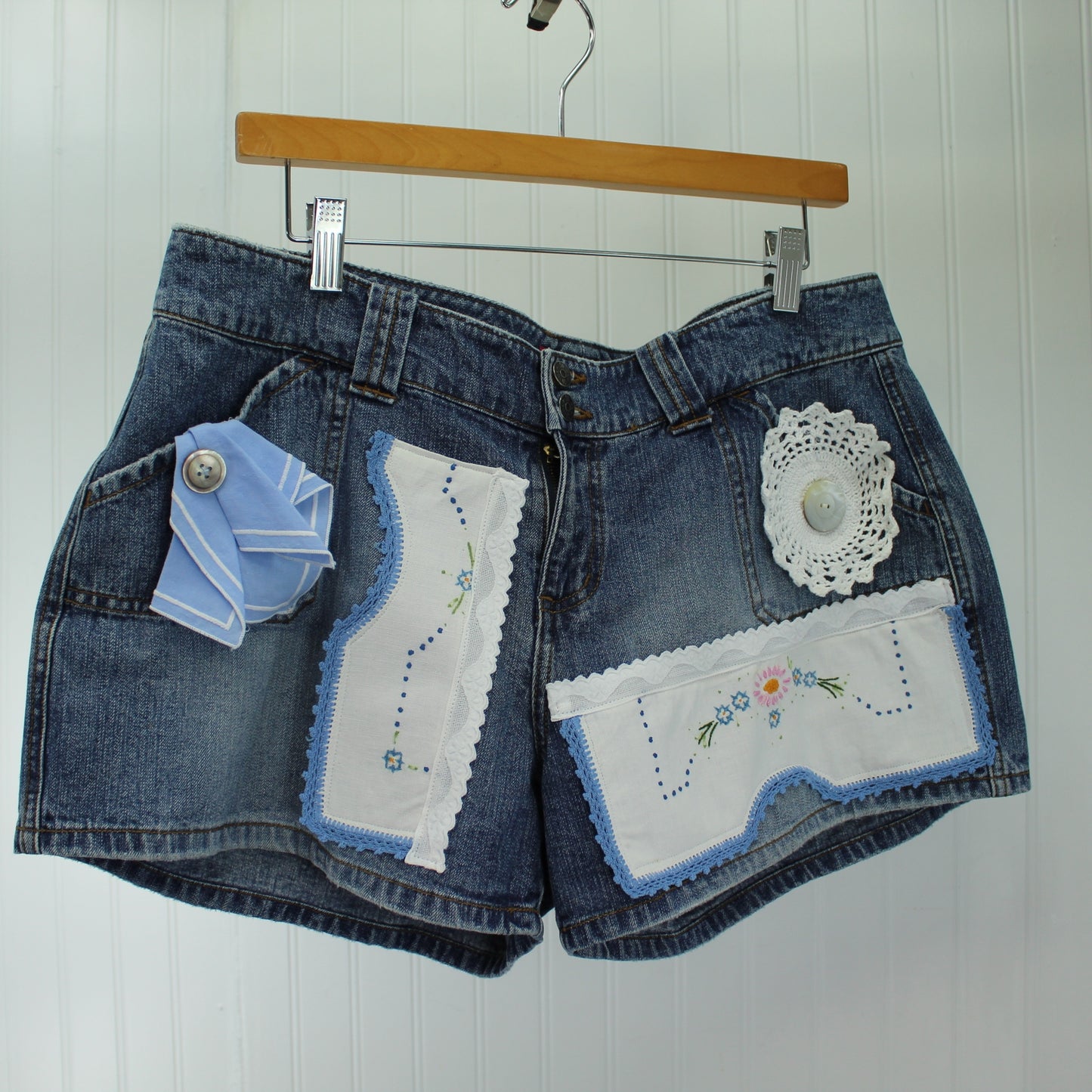 SO Denim Short Jeans 100% Cotton Patzi Design Embroidery Lace Size 15