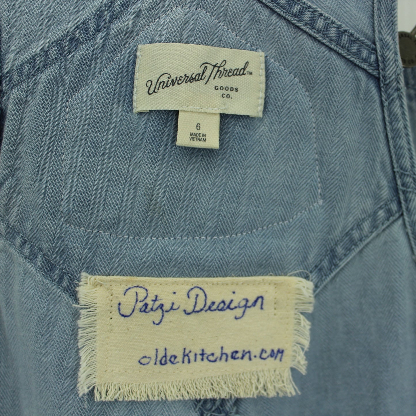 Universal Threads New Overalls Wild Fable Shirt Patzi Design Embroidery universal threads label with patzi design label