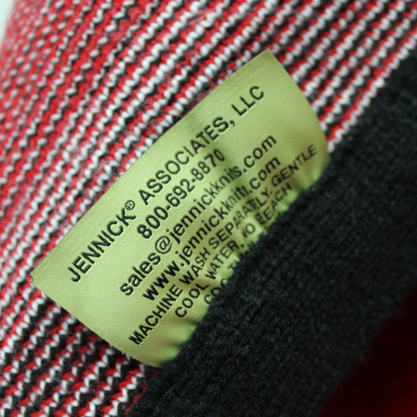Chicago Blackhawks Jennick Knits Acrylic Sweater Knit Stadium Throw Blanket maker label jennick associates llc