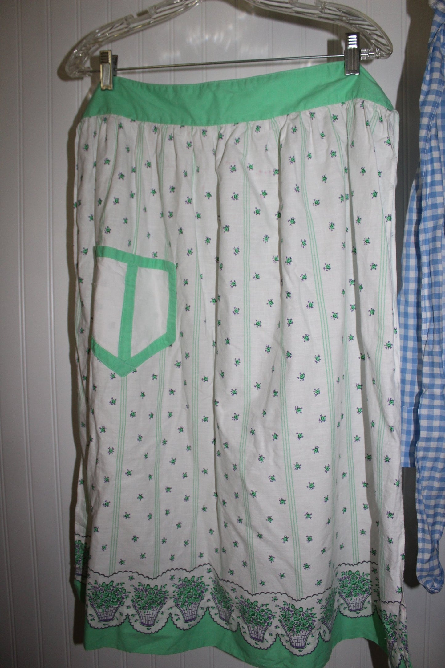 Kitchen Aprons 4 Vintage 1940 60s Cotton Smocked Rickrack Wear or Pattern Use check