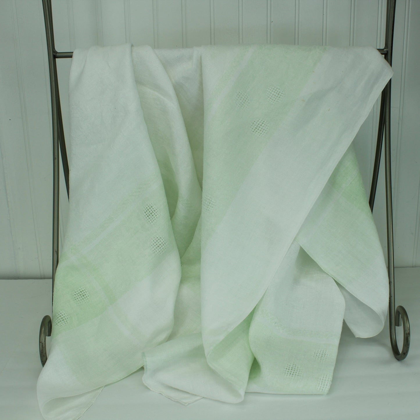 Lovely Older Small White Table Cloth Pale Green Borders Linen Openwork
