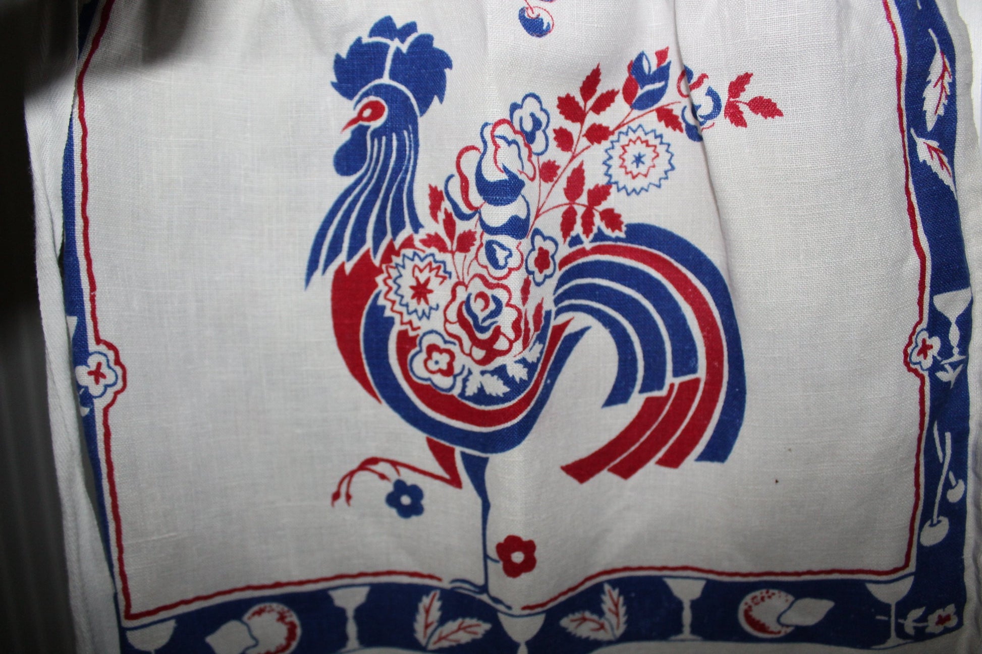 Kitchen Aprons 2 Vintage France Paisley Linen Child's Apron Wear or Pattern Use petite size