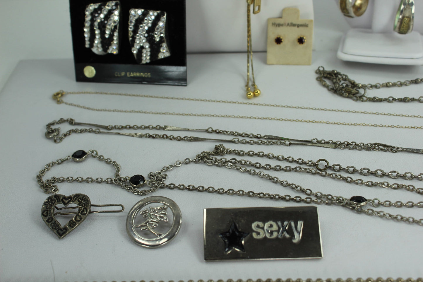 Jewelry Lot 25 Pieces Fashion Teen Kids Necklaces Earrings Rings peace sign