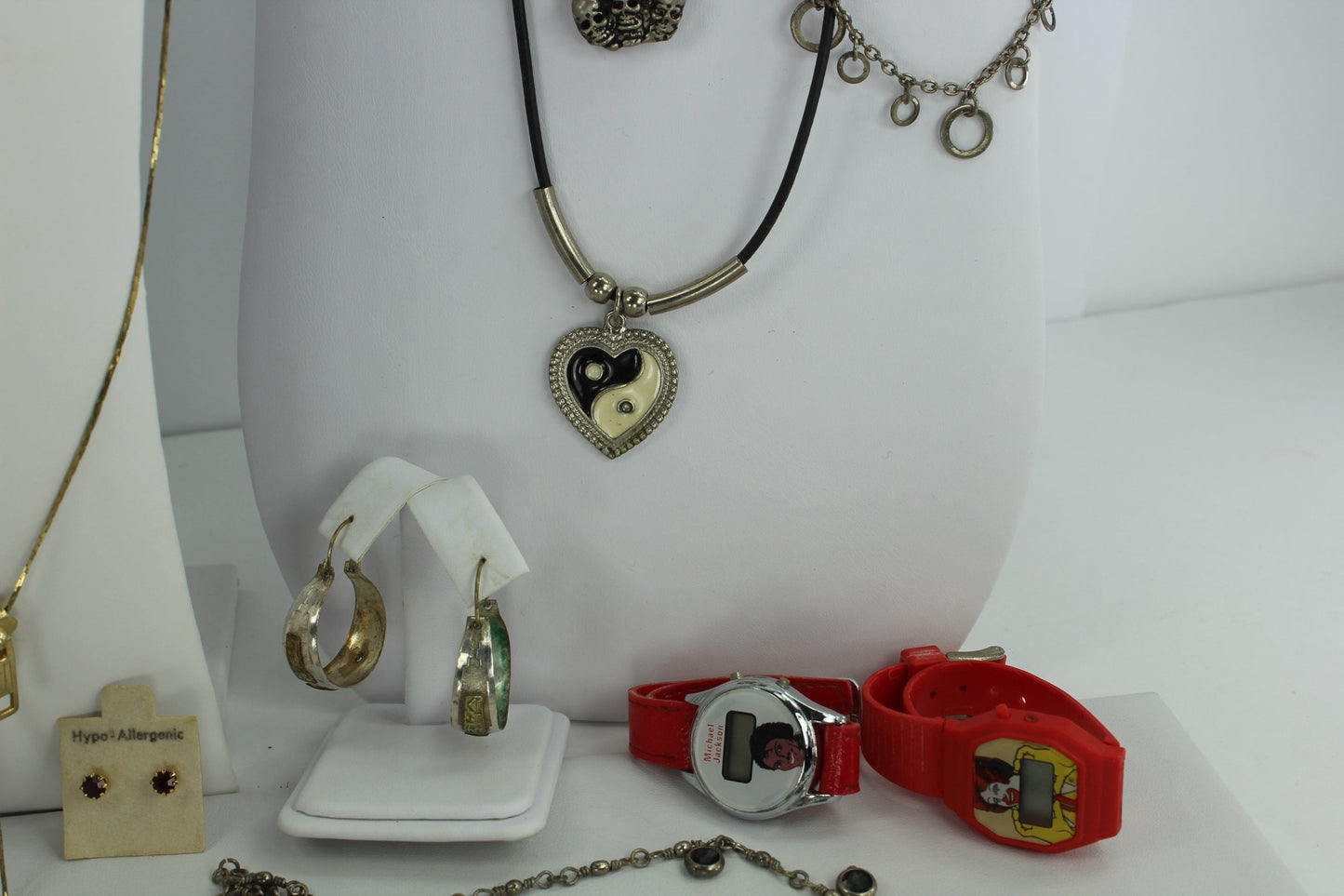 Jewelry Lot 25 Pieces Fashion Teen Kids Necklaces Earrings Rings snoopy