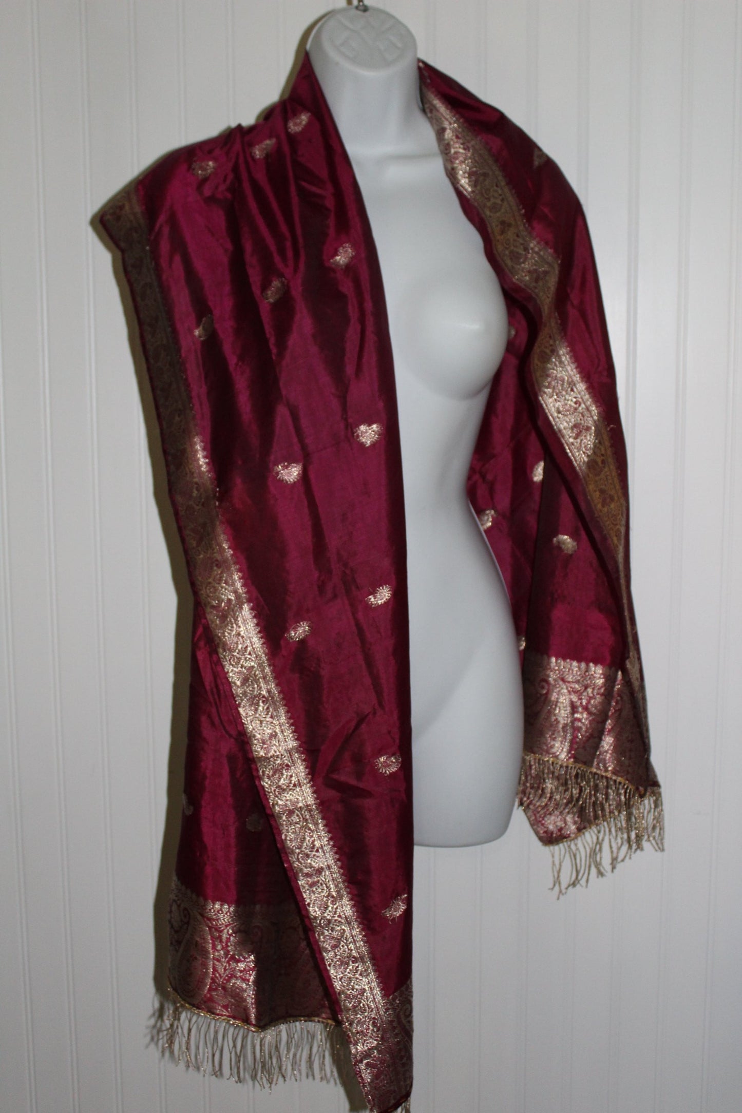 Elegant Embroidered Scarf Shawl Fuchsia Silk Gold Threads Fringe 68" X 21" sari