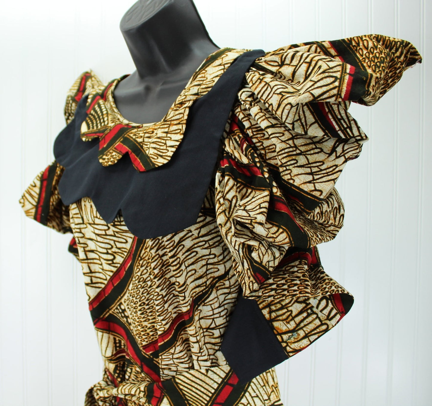 Vintage 1980s West Africa Dress Cotton Batik 2 Piece Tie Belt Custom Queen's Shop Kno Nigeria print batik older fabric