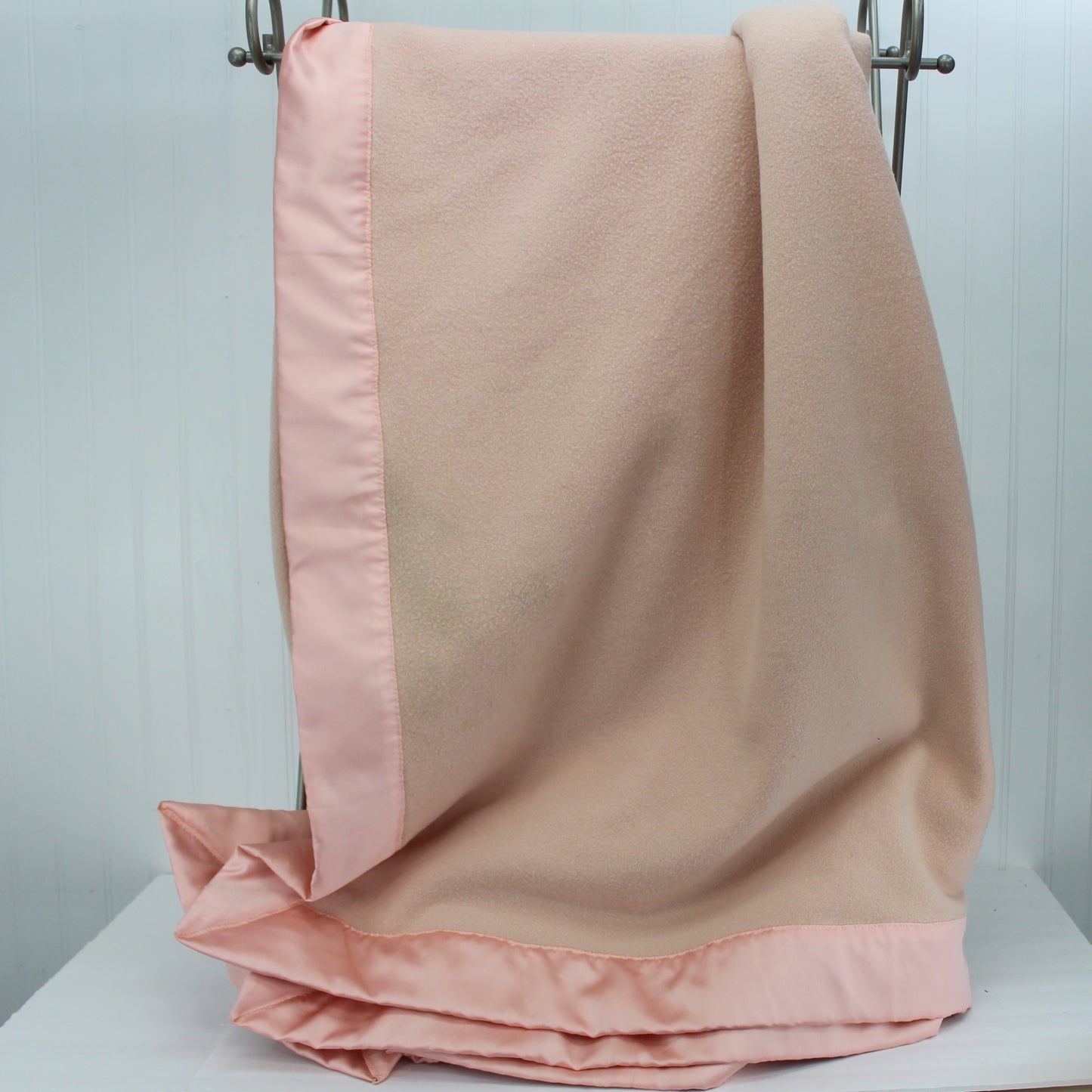 St Marys Ohio Wool Blanket Pale Pink Matching Binding All sides 98" X 82" hevy almost 6 lbs before packing