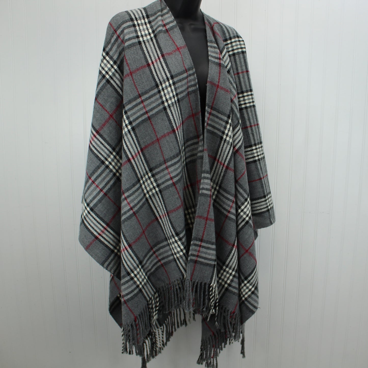 V Fraas Acrylic Ruana Shawl Classic Grey Black Cranberry Plaid