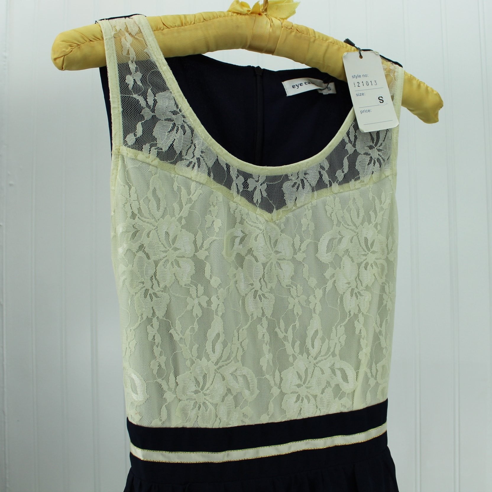 Eye Candy Dress NWT Navy Cream Lace Bodice Tag Small Eye Candy Dress NWT Navy Cream Lace Bodice Tag Small