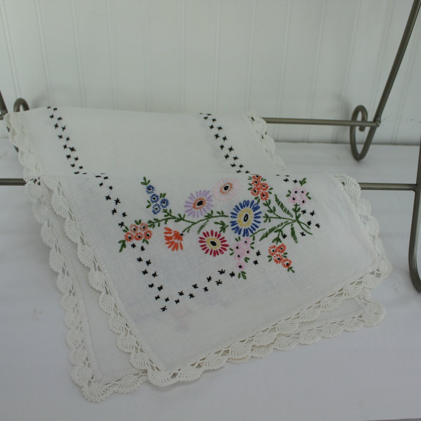 Heavy Linen Table Runner Intricately Embroidered Mid Century 39" X 12" closeup of floral design