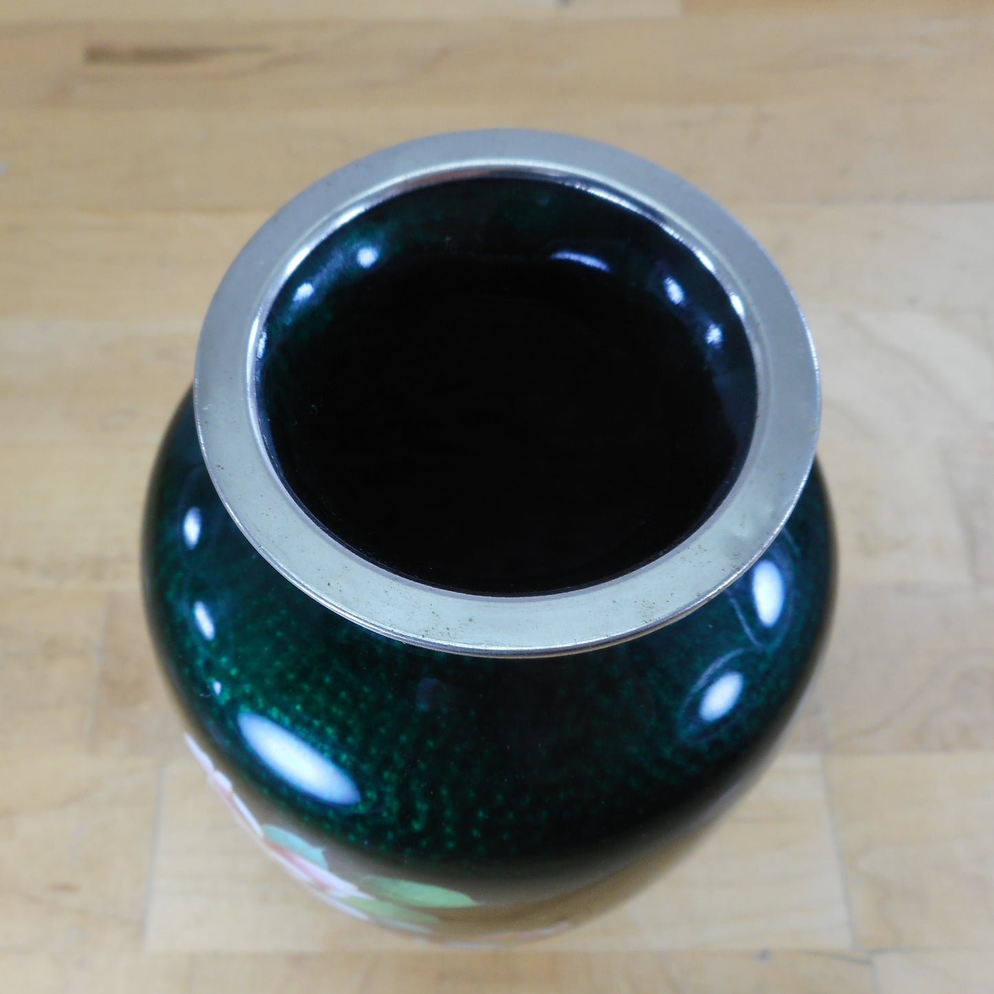 Japanese 6" Vase Green Ginbari Cloisonne Pink Roses - Marked Made In Japan Metal Rim
