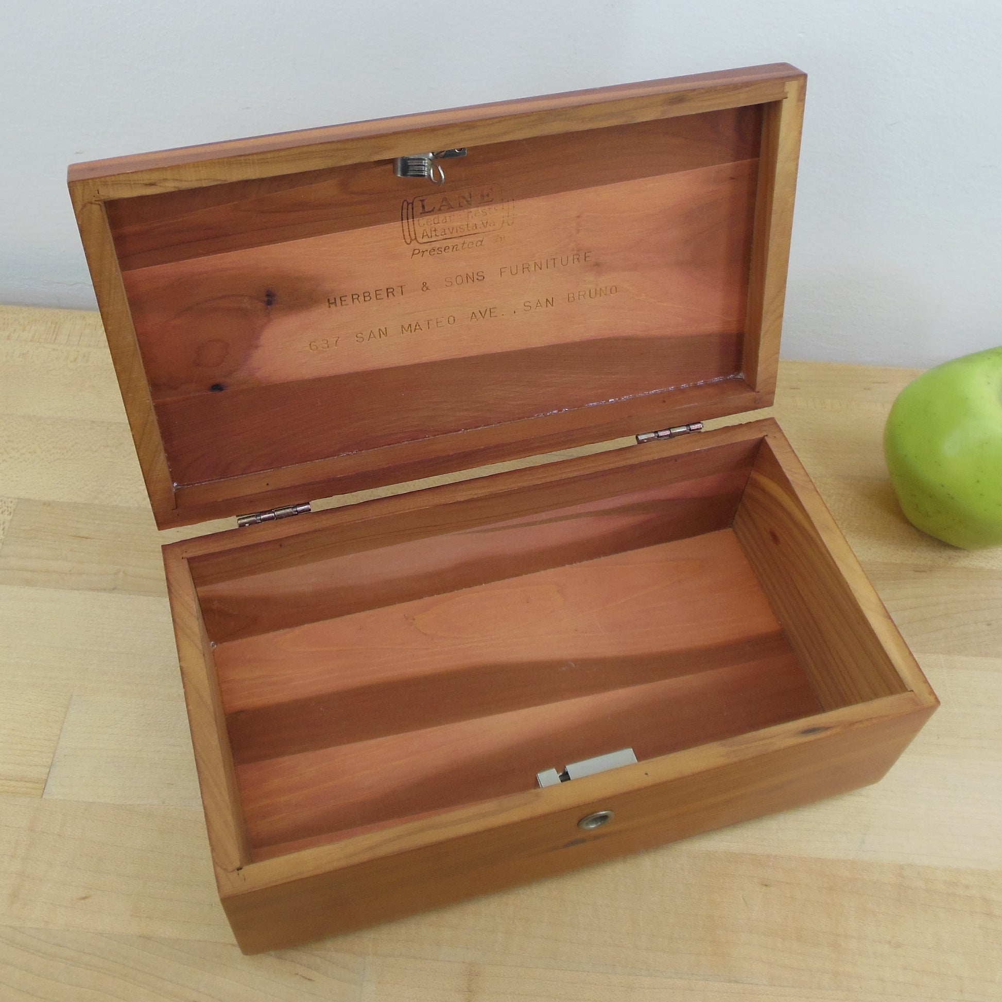 Lane Miniature Cedar Chest Box - Herbert & Sons Furniture San Bruno CA Used