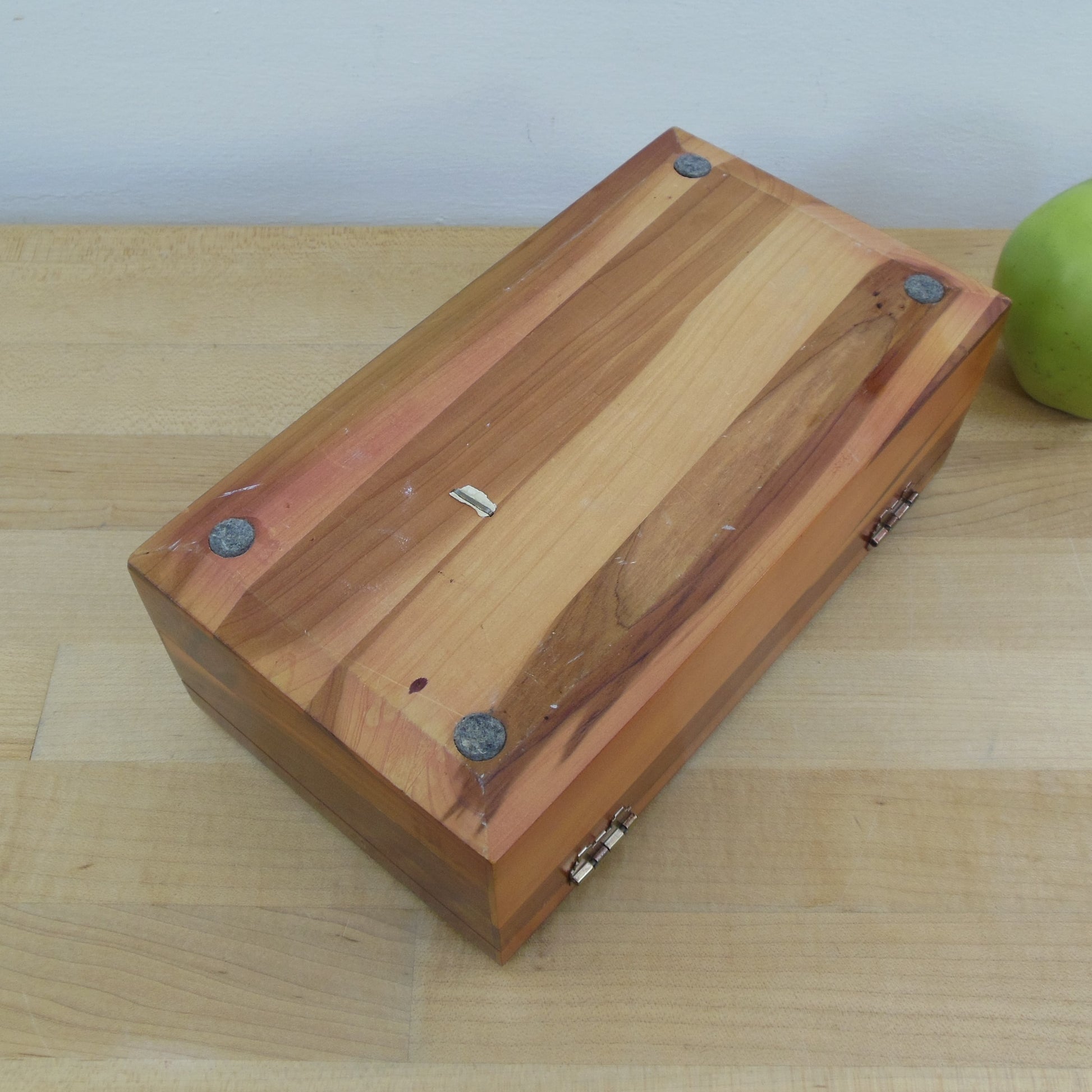Lane Miniature Cedar Chest Box - Herbert & Sons Furniture 637 San Mateo Ave. San Bruno CA