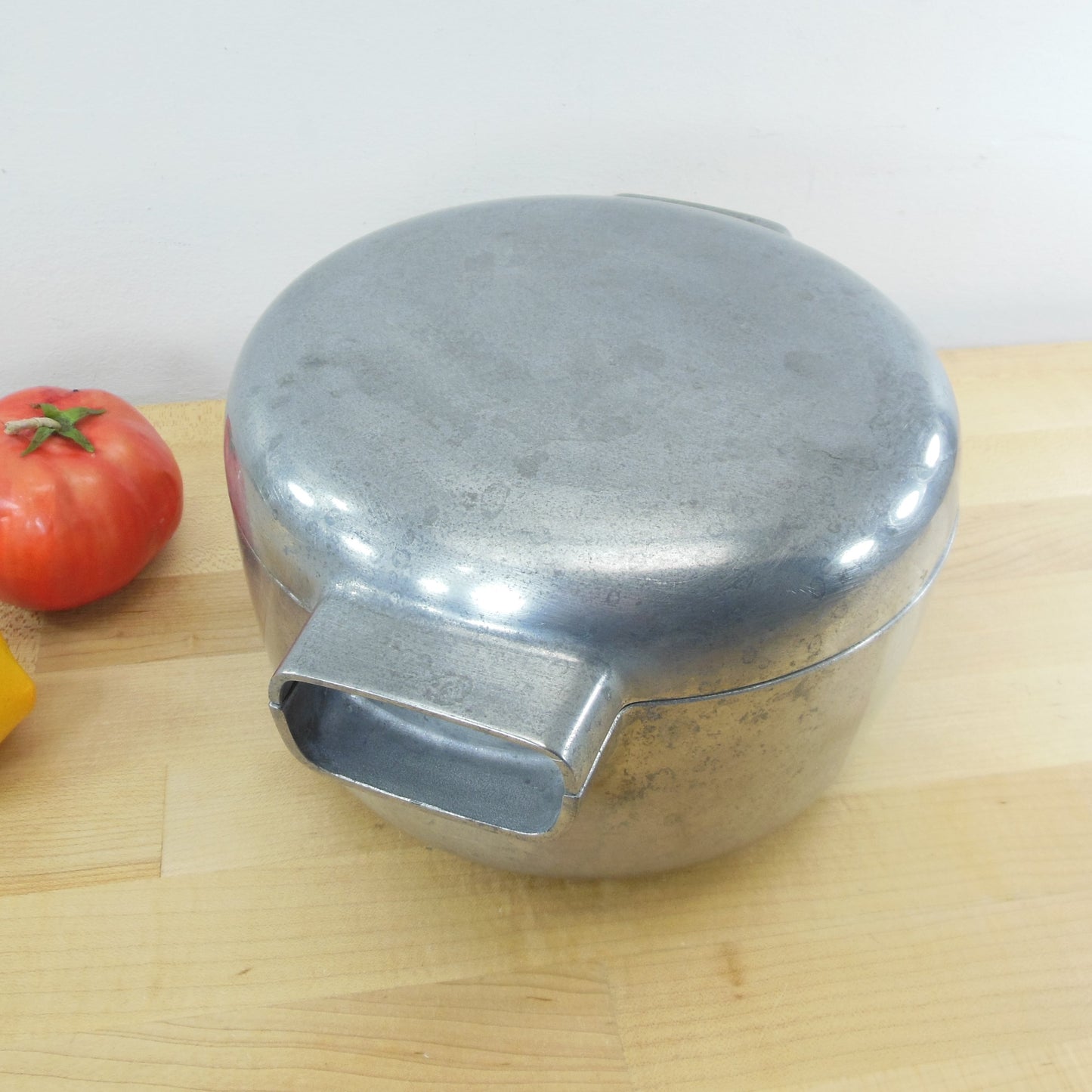 Copco Japan Michael Lax Aluminum 802 2-1/2 Quart Dutch Oven Vintage