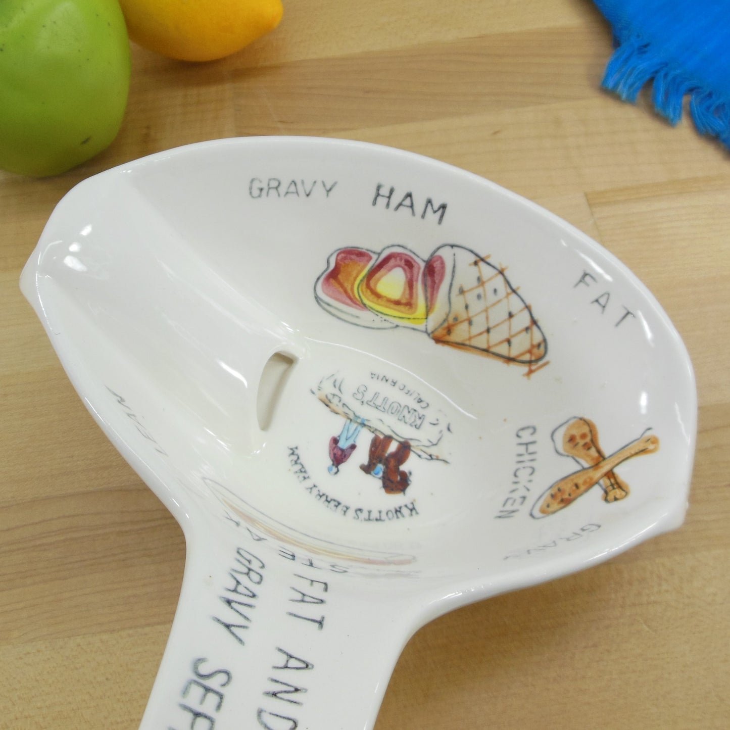 Knott's Berry Farm Souvenir Fat and Lean Gravy Separator Bowl Boat Vintage