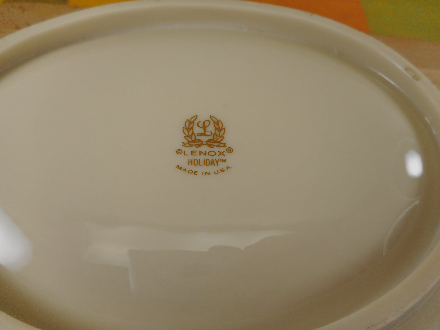 Lenox Holiday Dimension Fluted Oval 10" Serving Bowl - Holly Vintage