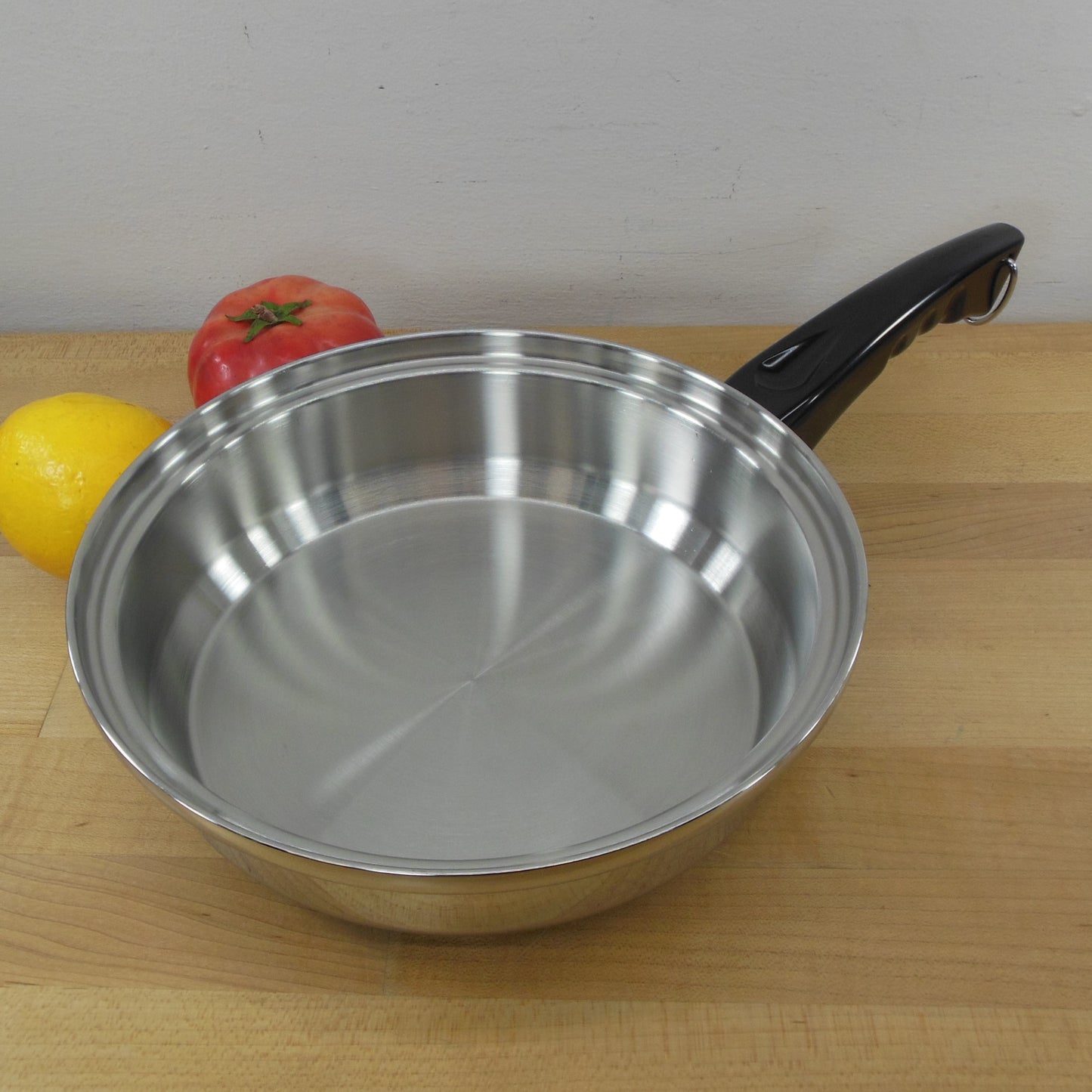 West Bend Lustre Craft 5 Ply Mul-Ti-Core T304 Stainless 9" Skillet Pan