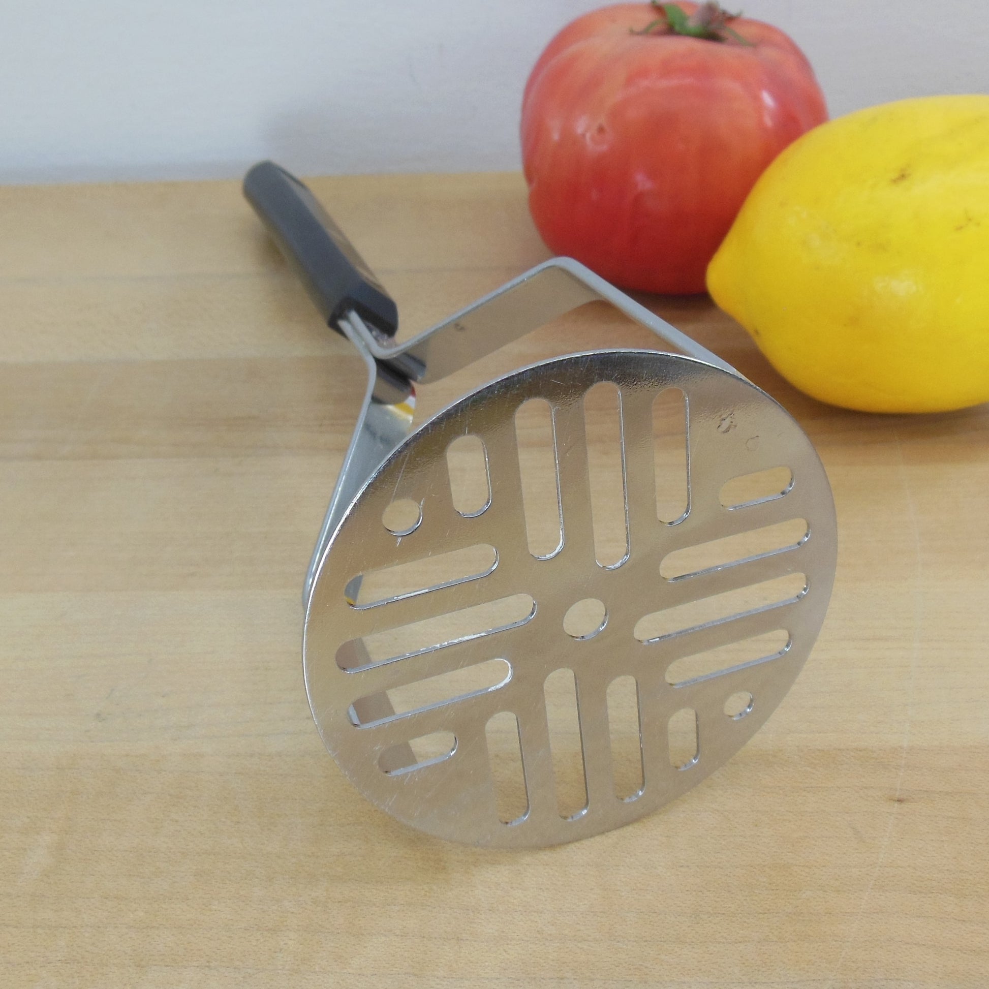 Ekco Forge USA Stainless Potato Vegetable Masher Black Handle - Round Vintage Used