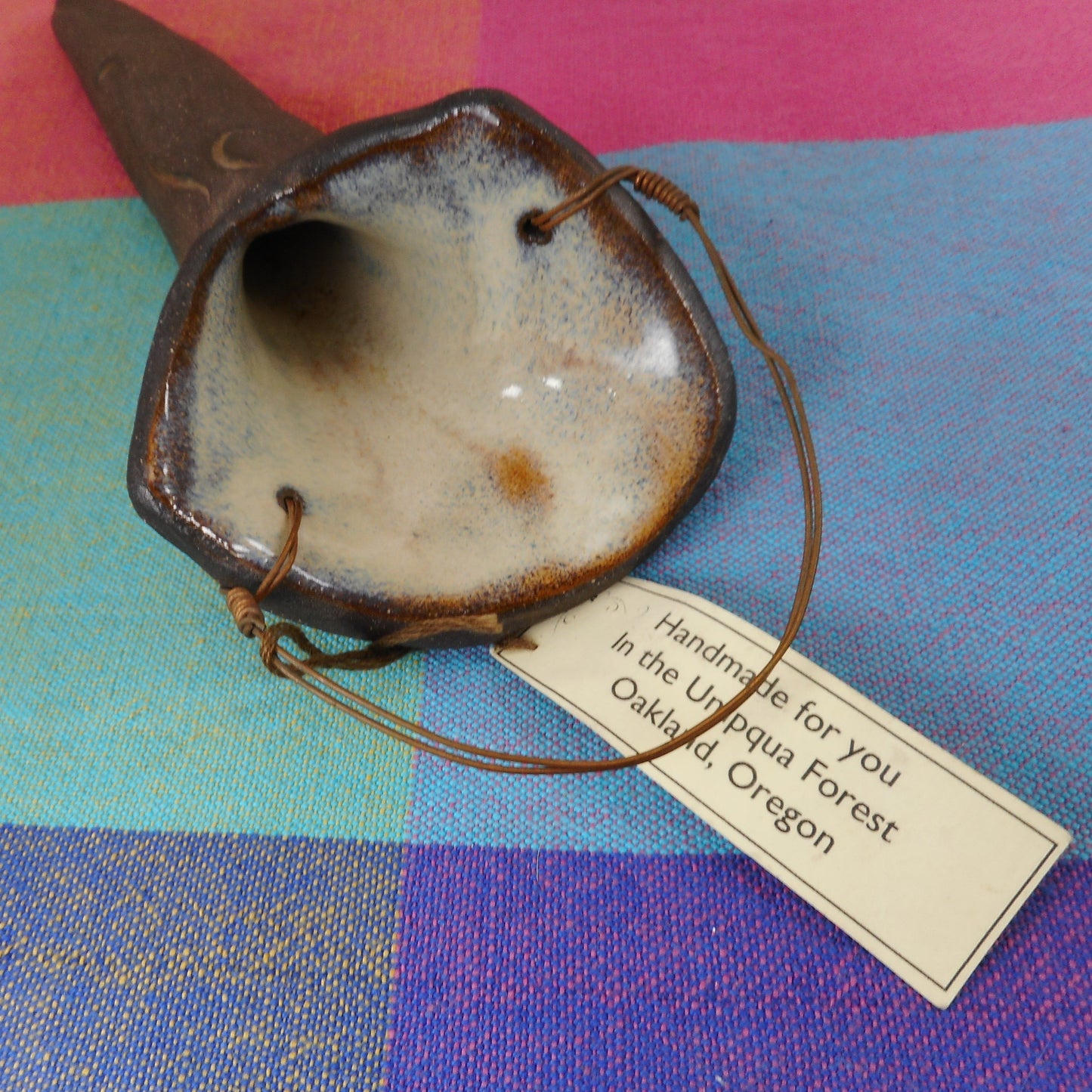 Maureen Bell Signed Studio Art Pottery Wall Pocket Vase - Oakland Oregon paper tag