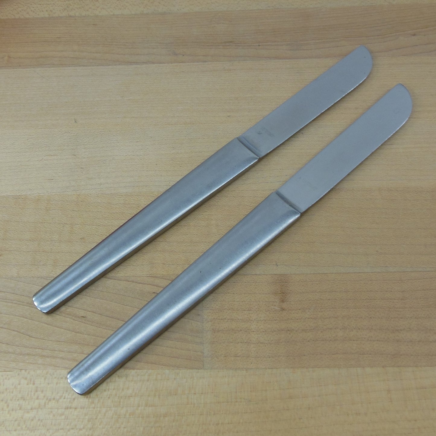 Arthur Salm Austria Pair Stainless Mood Modern Table Dinner Knives